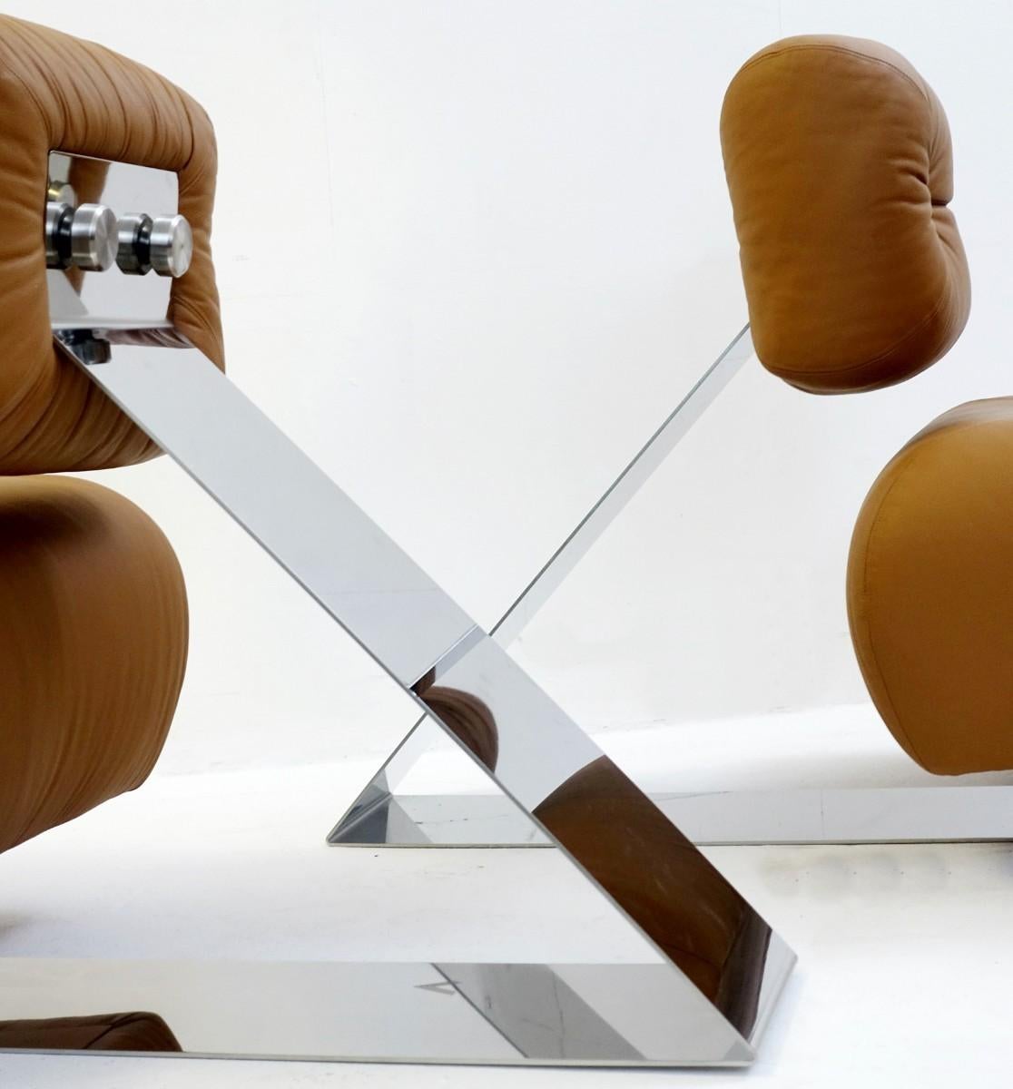 Pair of Cognac leather lounge chairs model 'Aran' by Oscar Niemeyer - 1975.
