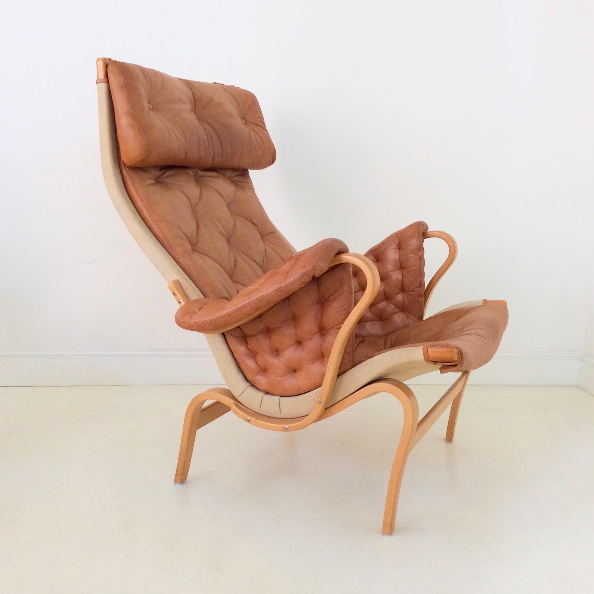 Pair of Cognac Leather Pernilla Armchairs by Bruno Mathsson, Sweden, circa 1970 5
