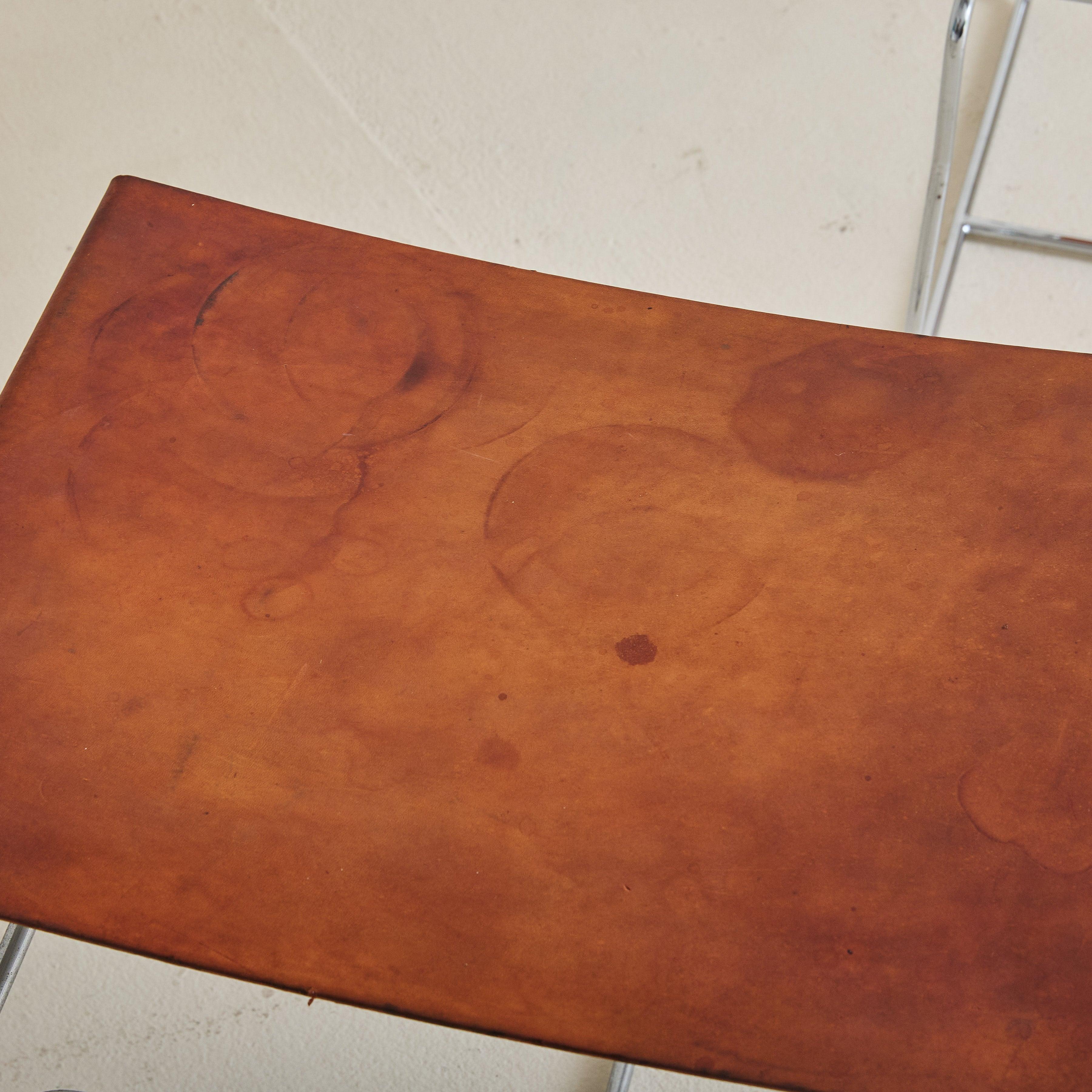 Pair of Cognac Leather 'Pyllon' Stools by Nicole Aebischer for B&B Italia, 2004 Moderno de mediados de siglo en venta