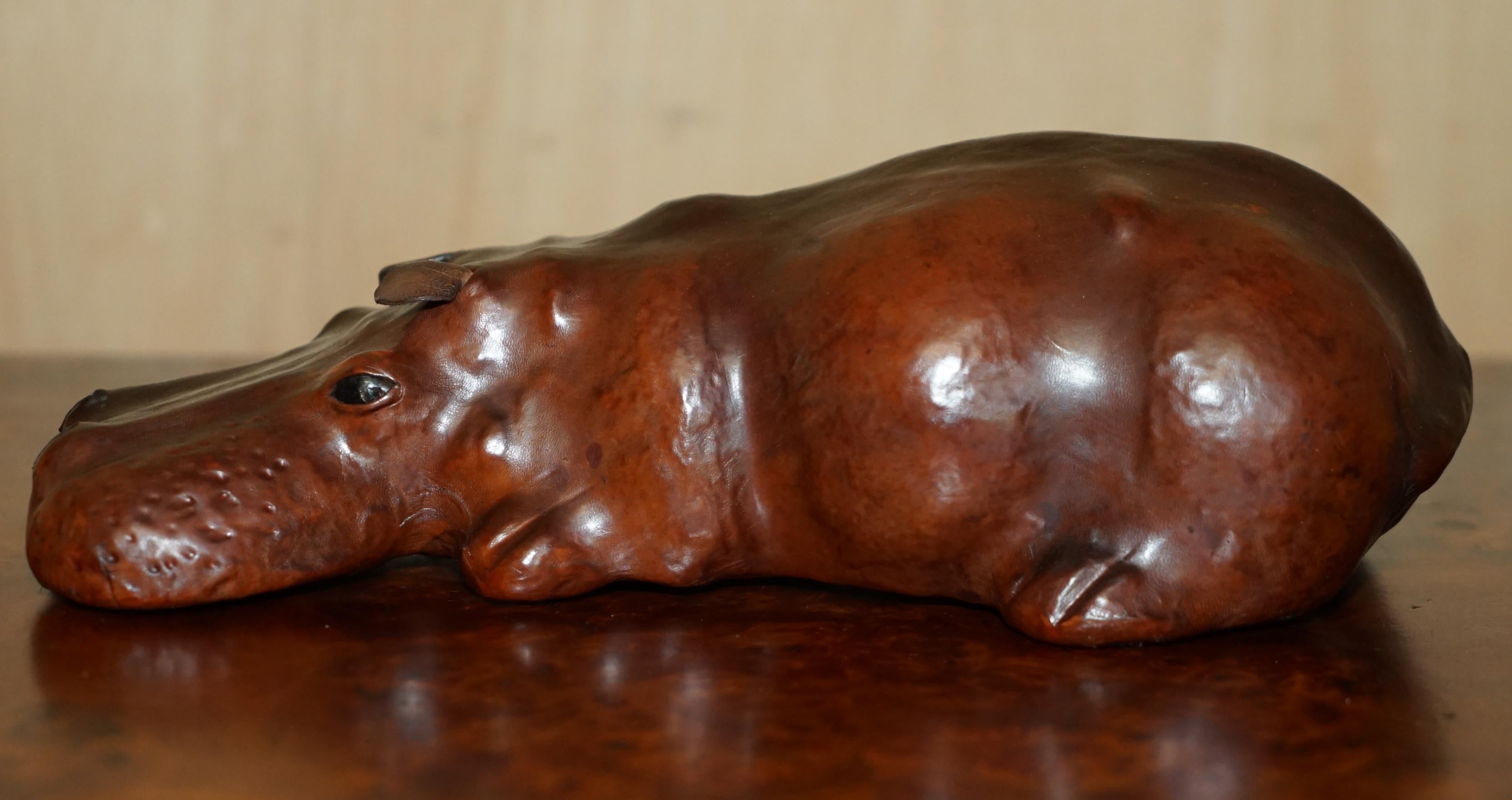 Art Déco COPPIA DI PIEDI DA COLLEZIONE OMERSA IN PELLE MARRONE HiPPOPOTAMUS HIPPO in vendita