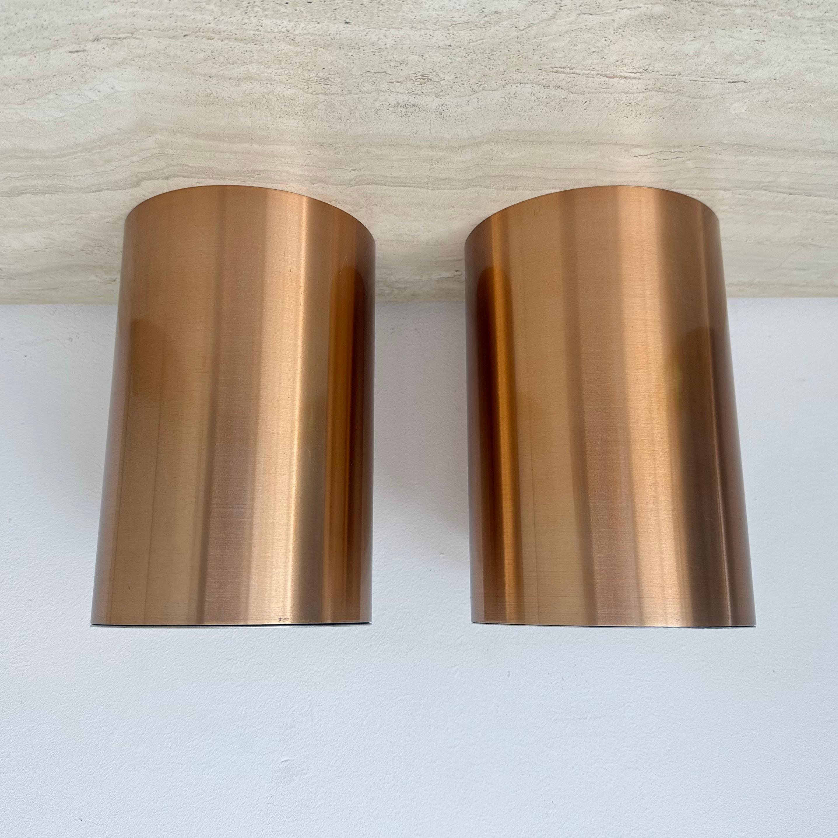 Paire de lampes de plafond à collerette, finition or rose, 1970 en vente 13