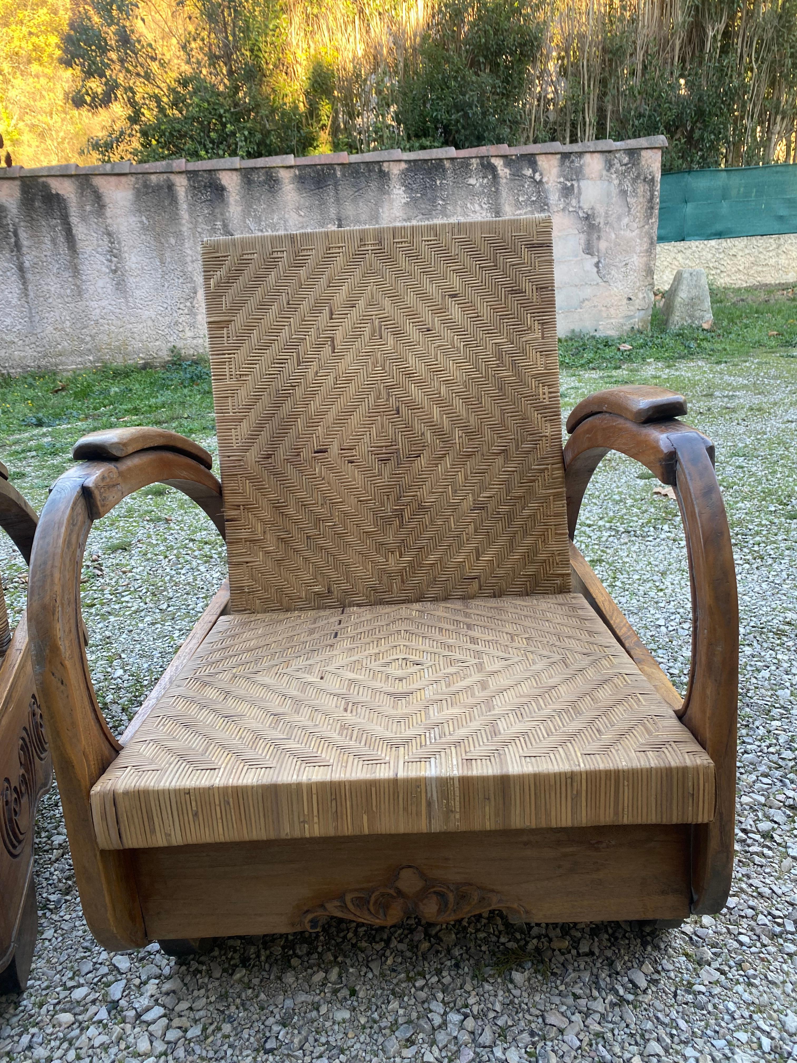 Pair of colonial art deco armchairs Rattan and teak core en vente 1