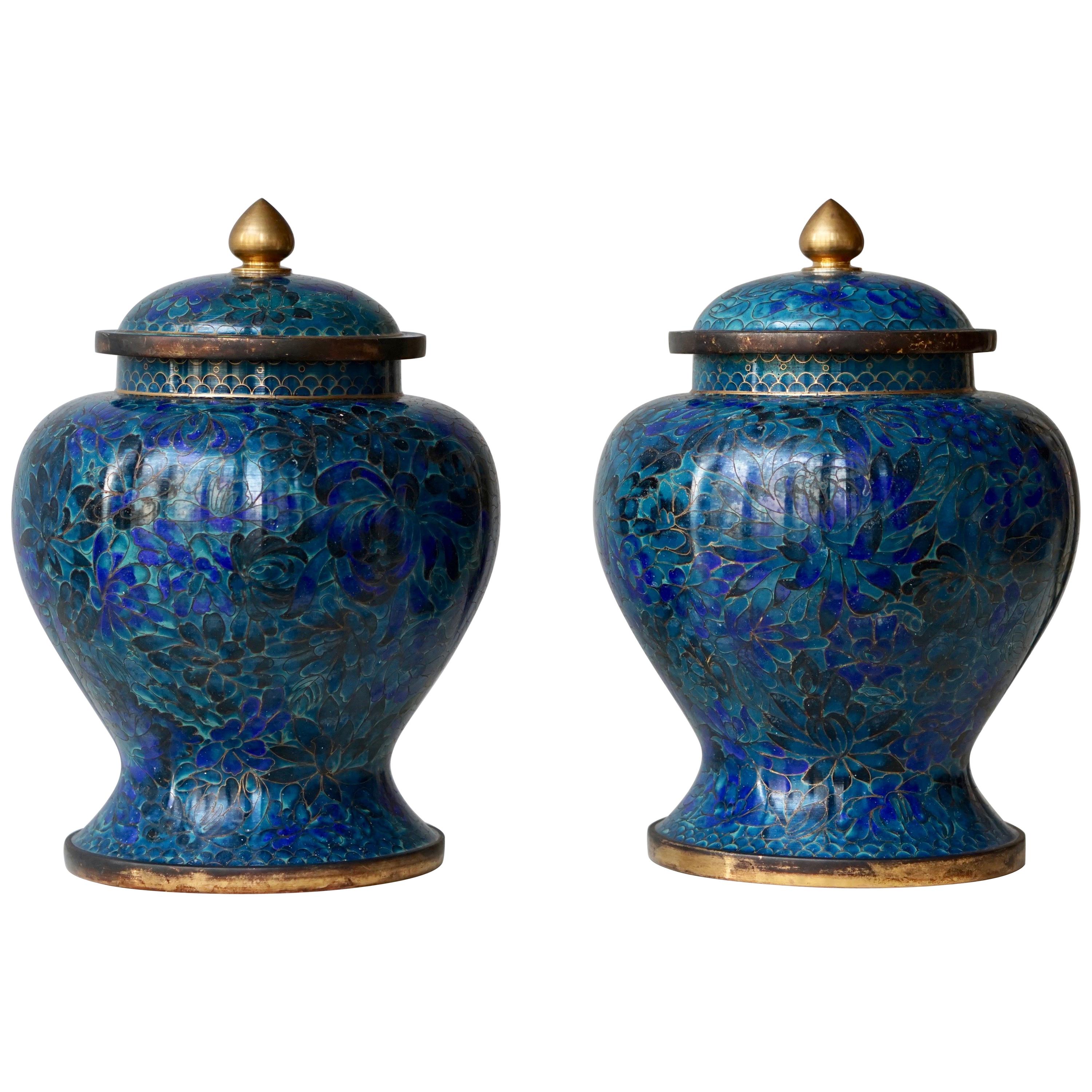 Paar bunte chinesische Jingfa-Cloisonné-Vasen
