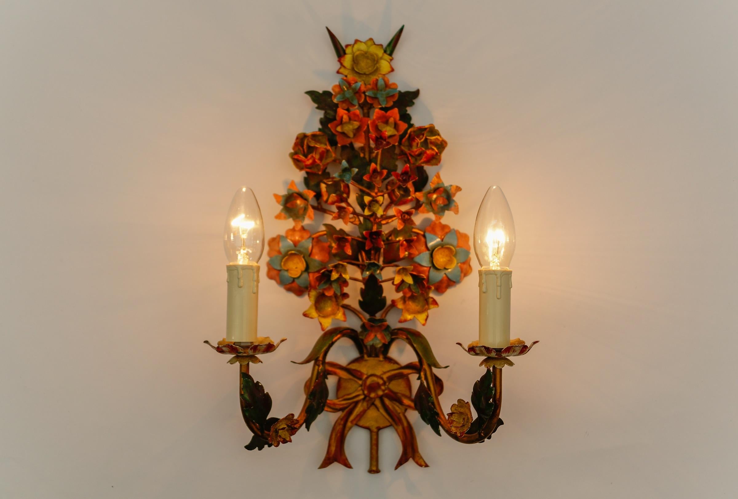 Italian Pair of Colorful Florentiner Double Flower Wall Lights, Italy 1970s For Sale