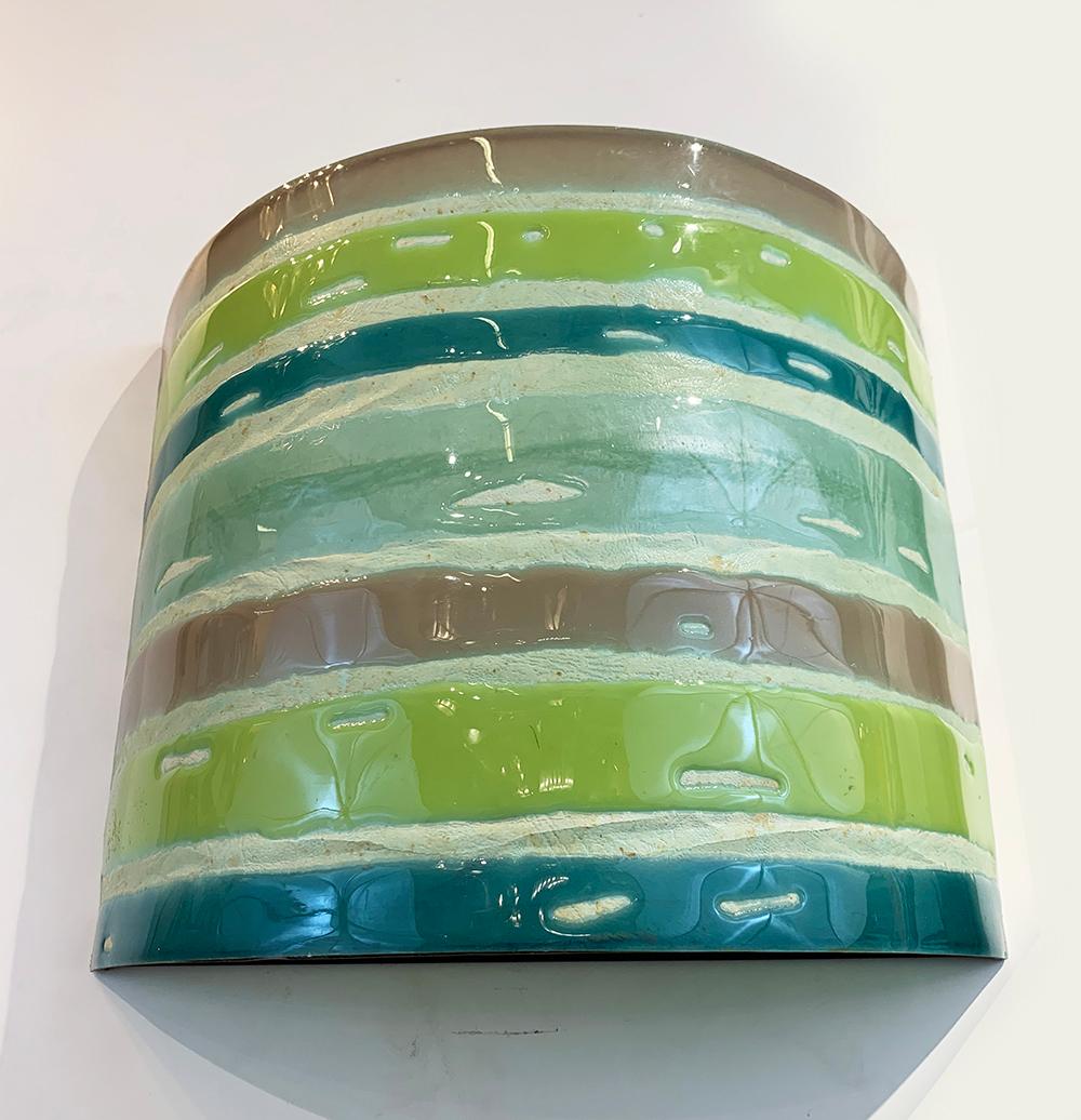 Plastica Coppia di lampade colorate della metà del XX secolo, circa 1960 in vendita