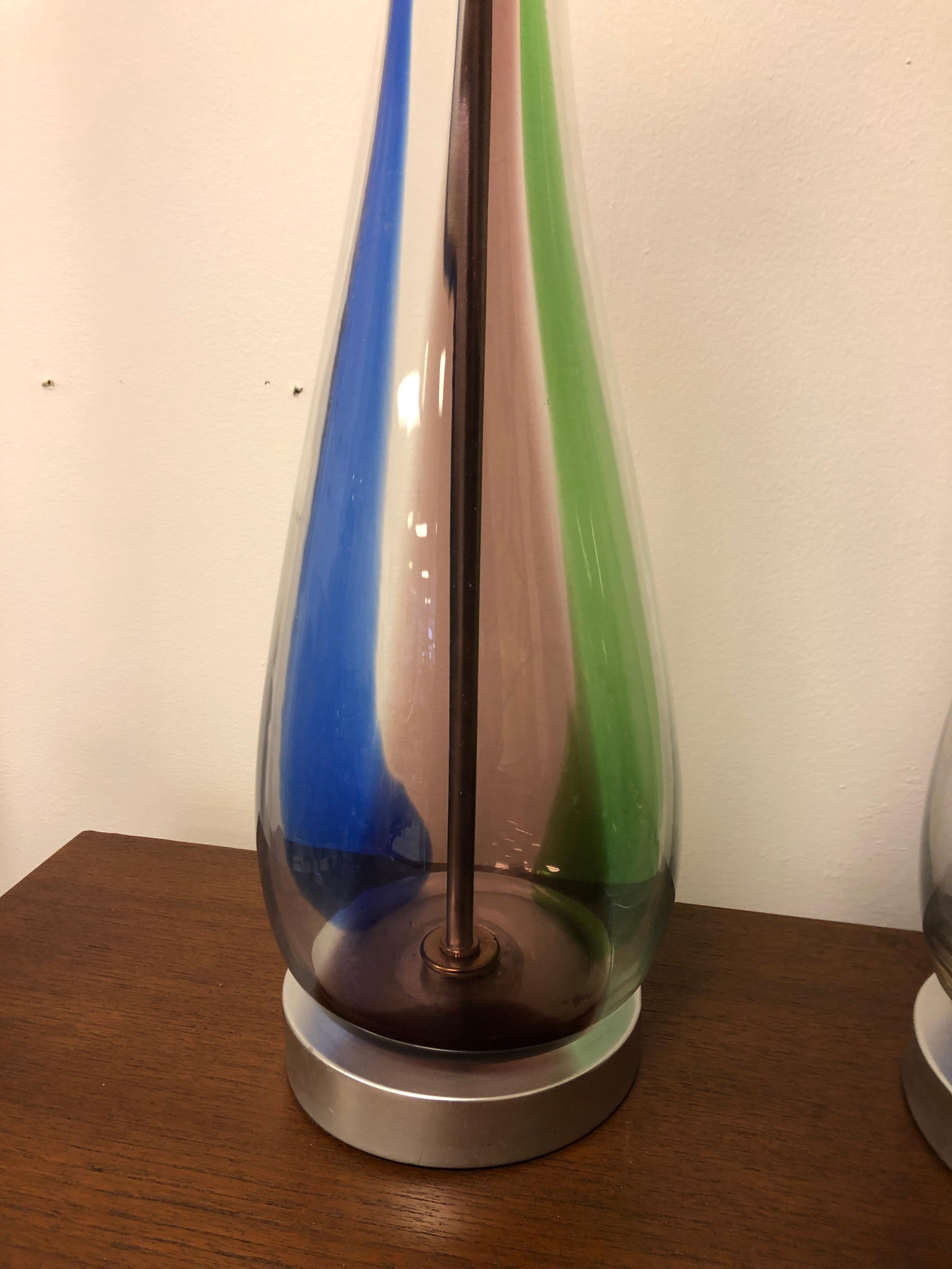 Metà XX secolo Coppia di lampade in vetro di Murano colorato in vendita