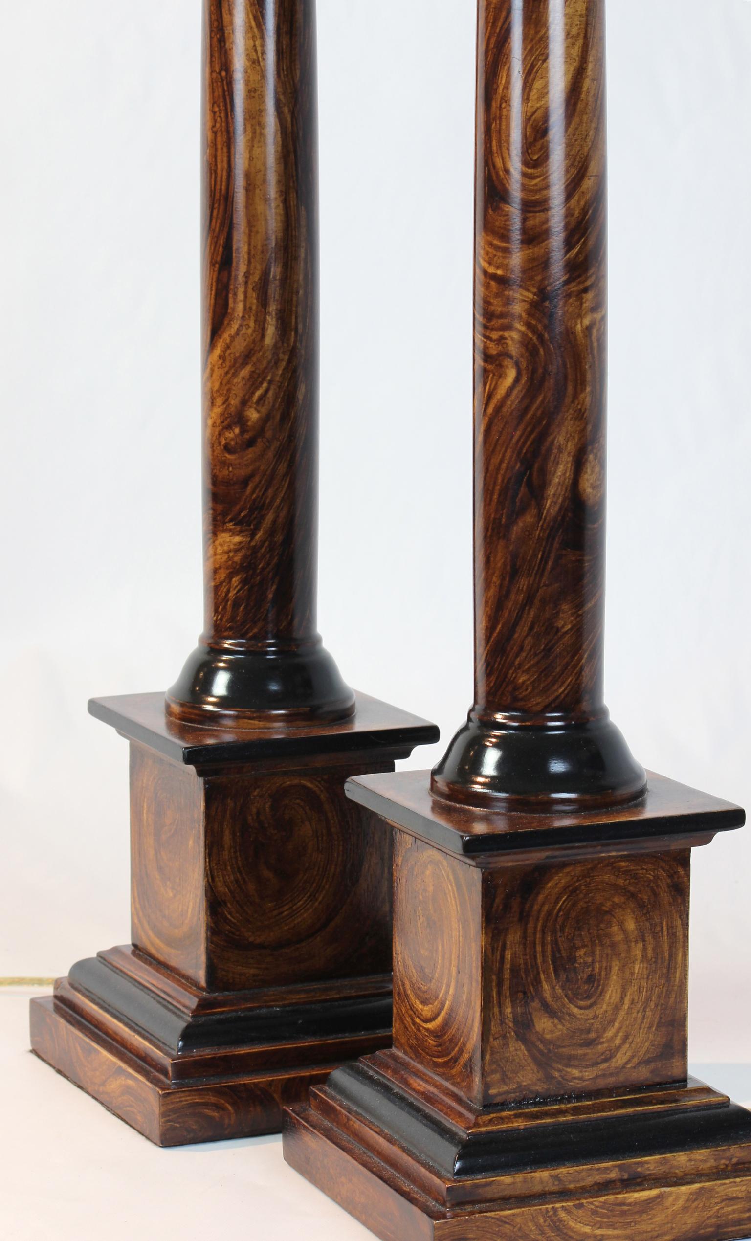 Pair of Column Form Table Lamps In Good Condition In Kilmarnock, VA