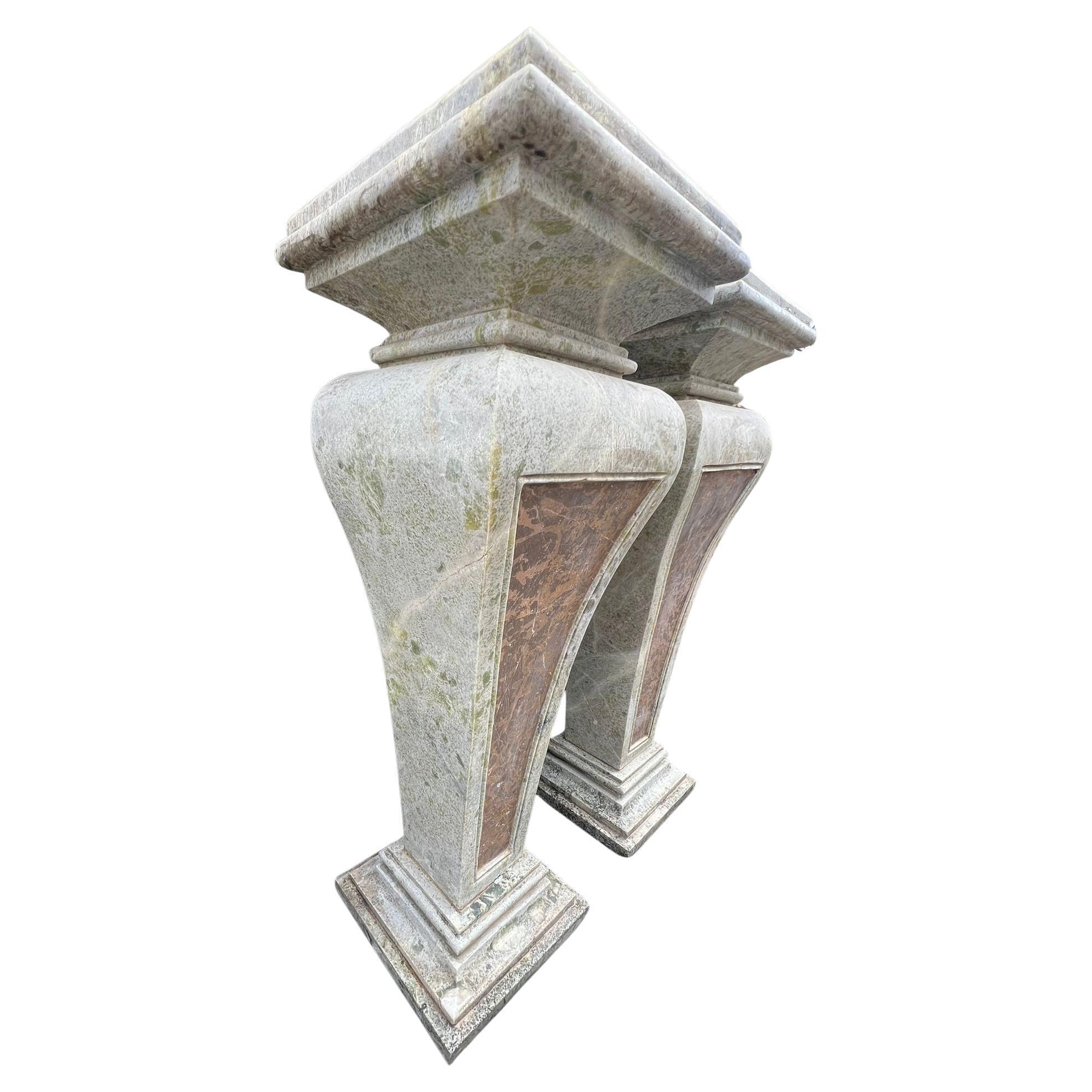 Pareja de columnas de mármol blanco y mármol rojo. SE PUEDEN SOLICITAR FOTOS ADICIONALES, INFORMACIÓN DEL LOTE E INFORMACIÓN DE ENVÍO ENVIANDO UN CORREO ELECTRÓNICO 

Etiquetas: Coppia di colonne. par de columnas. Par de colonnes. Säulenpaar.

Siglo