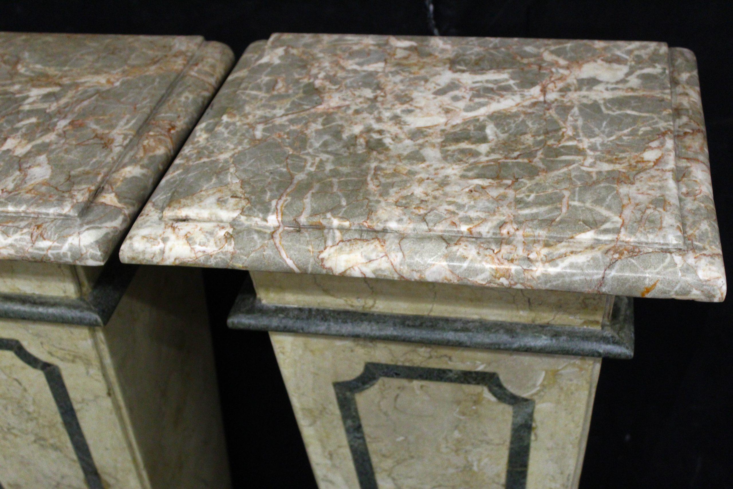 20th Century Pair of columns in precious marble For Sale