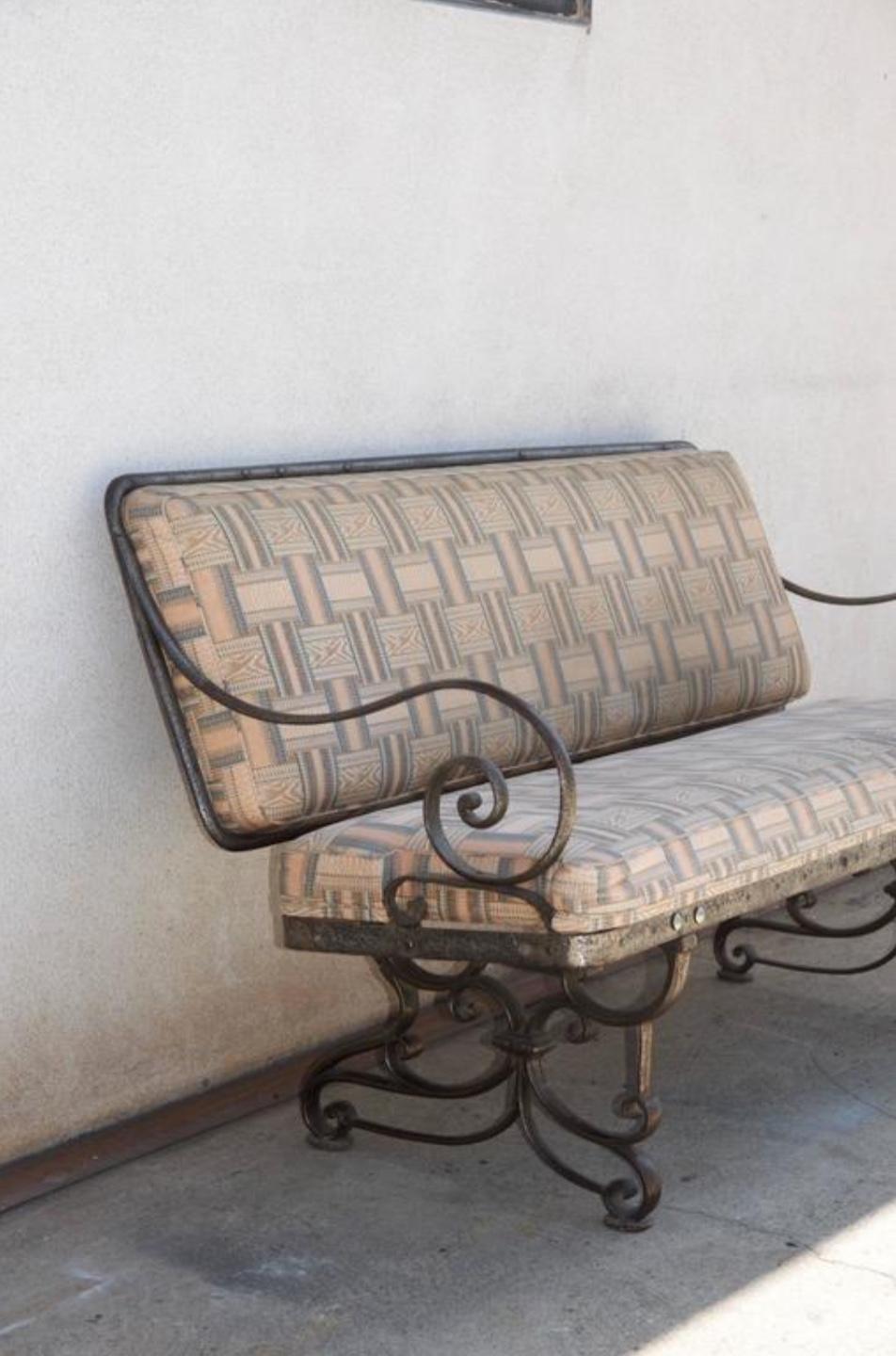 Pair of Comfortable French Art Nouveau Industrial Wrought Iron Benches In Good Condition For Sale In Los Angeles, CA