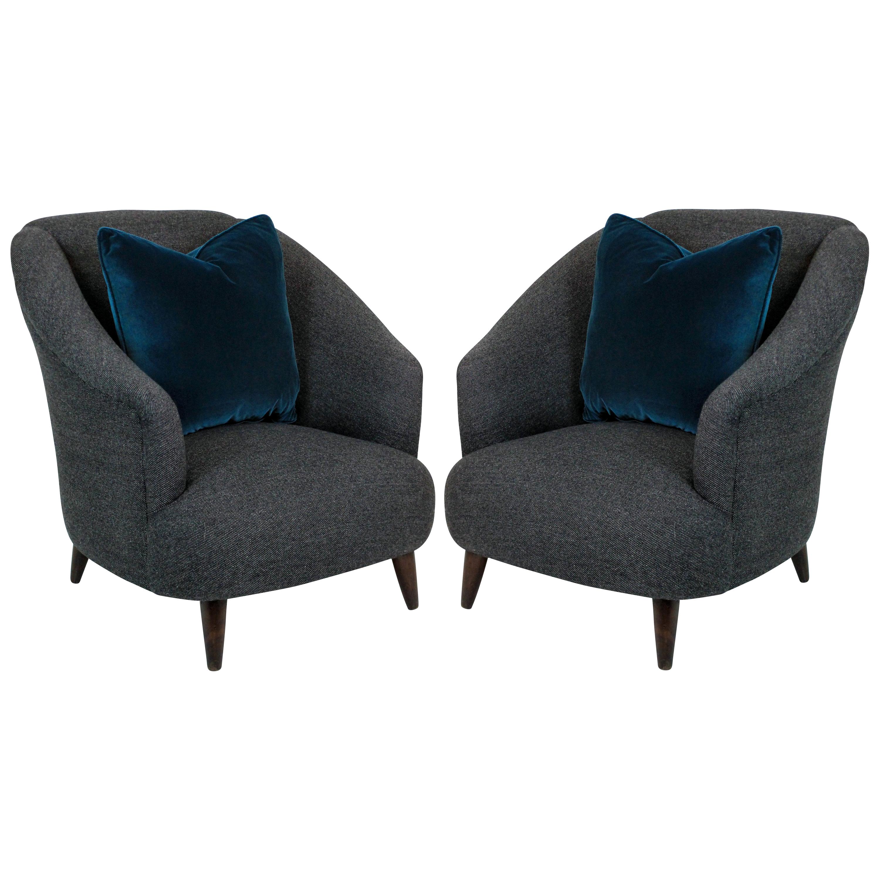 Pair of Comfortable Ulrich Lounge Chairs