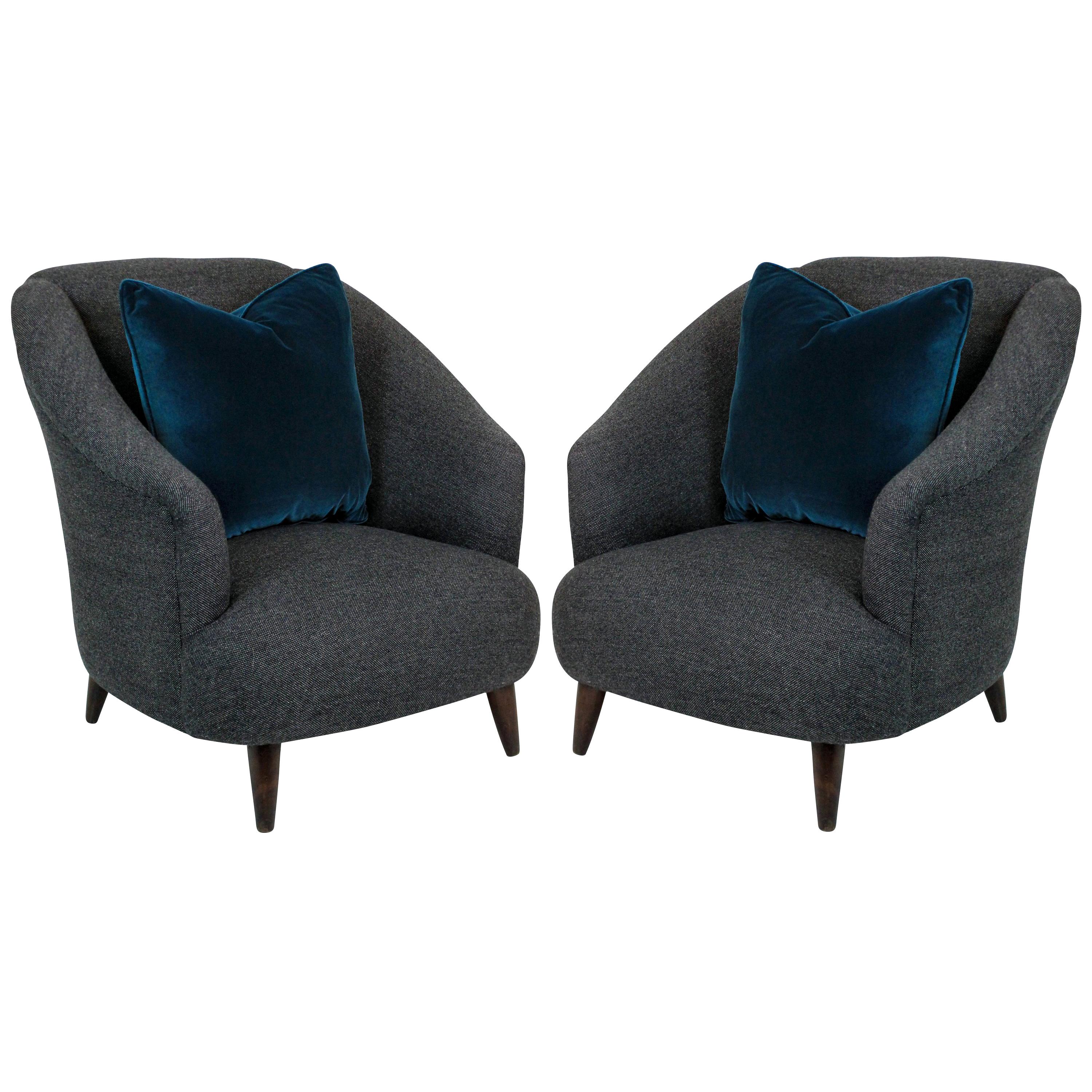 Pair of Comfortable Ulrich Lounge Chairs