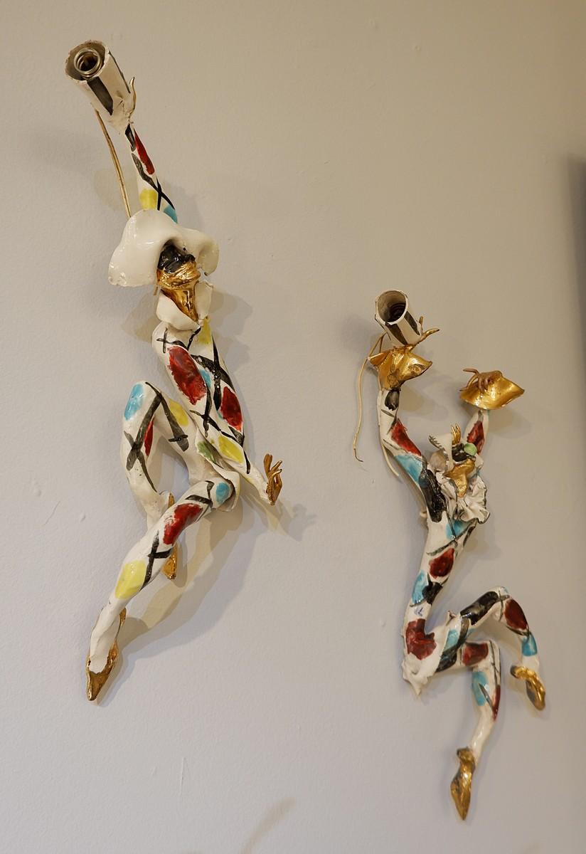 Pair of 'Commedia Dell'arte' Hand Ceramic Wall Sconces Otello Rosa for San Polo In Good Condition In Brussels, BE