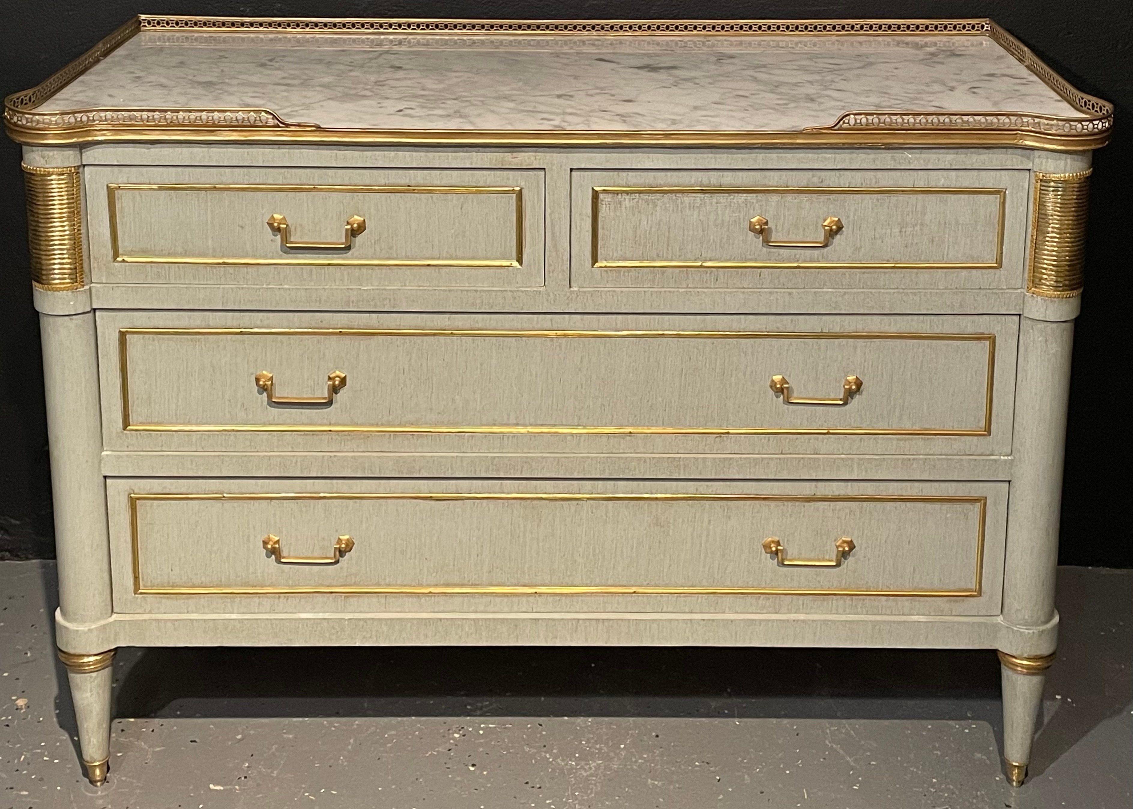 20th Century Pair of Commodes, Nightstands in Decorator Faux Linen Gray Paint Jansen Style