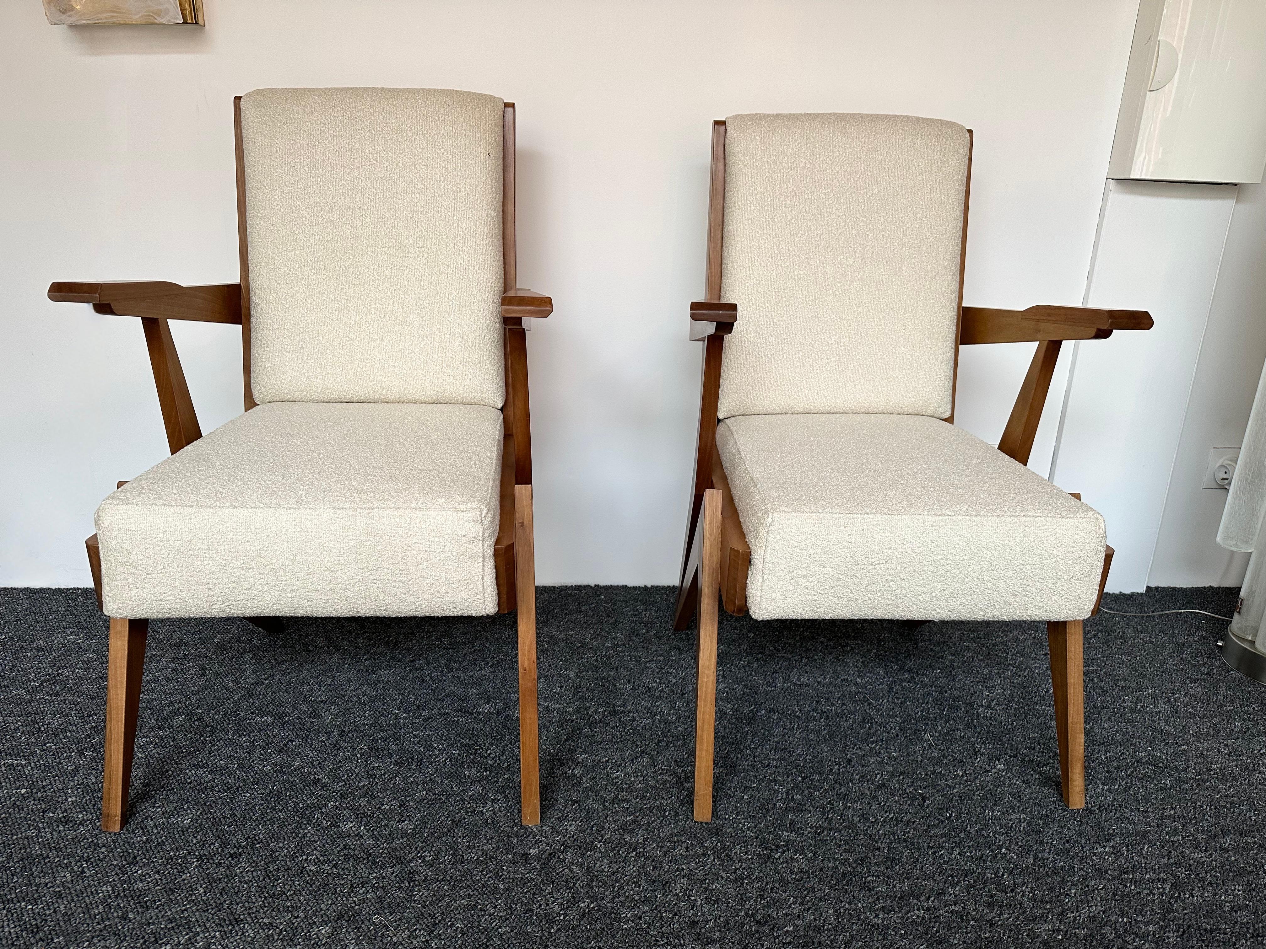 Mid-Century Modern Modernist Pair of wood teak Compass feet armchairs, chairs. In the mood of Pierre Jeanneret, Chandigarh, Le Corbusier, Jean Prouvé, Charlotte Perriand, Jean Royère, Gio Ponti, Augusto Romano. A conservative restoration made and a