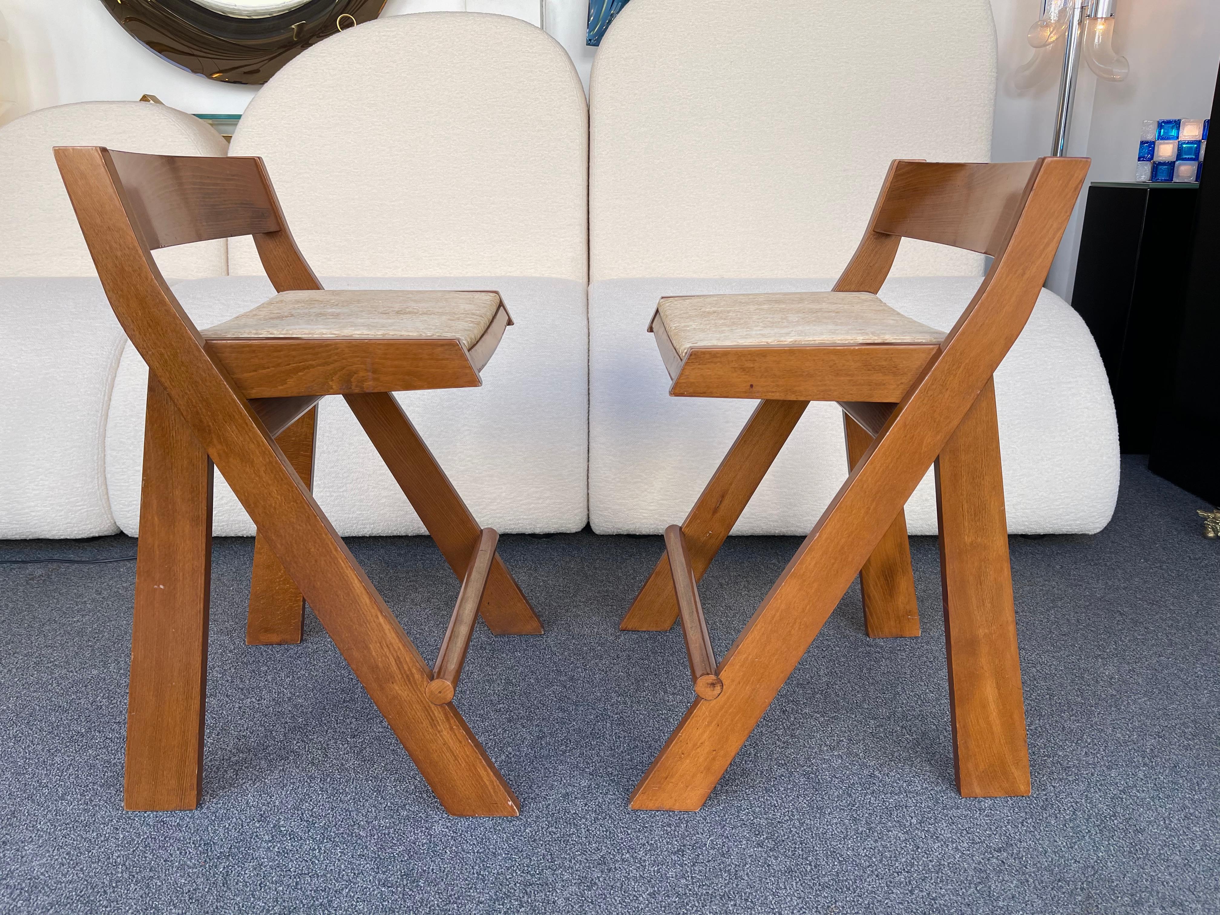 Pair of Compas Wood Counter Stools, Italy In Good Condition In SAINT-OUEN, FR