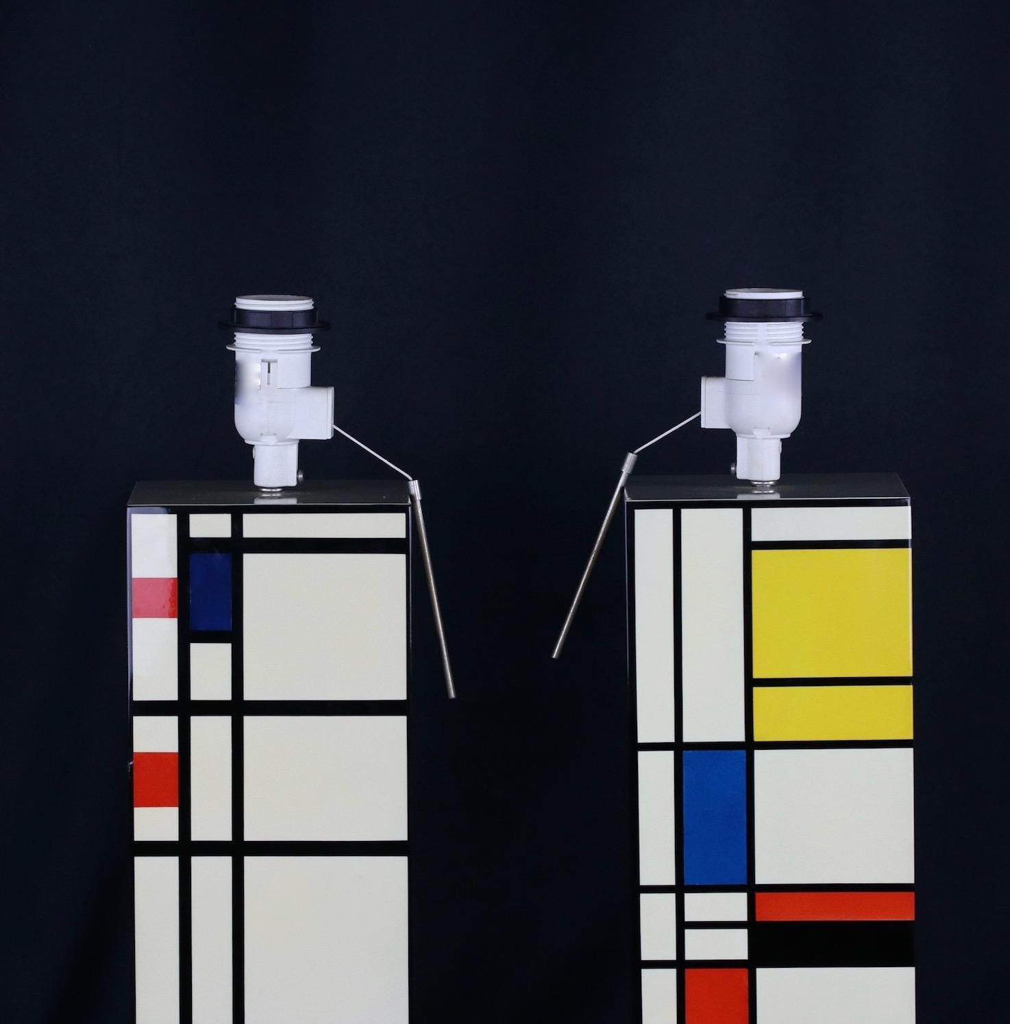Paire de lampes des années 1960, style Piet Mondrian  en vente 2
