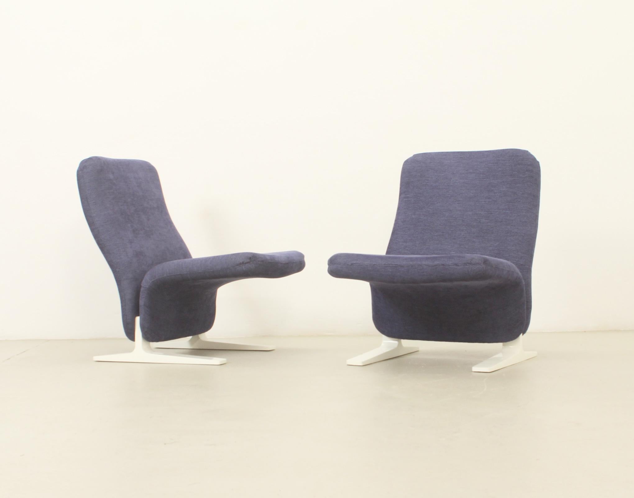 Ein Paar Concorde-Loungesessel von Pierre Paulin für Artifort, 1966 im Angebot 4