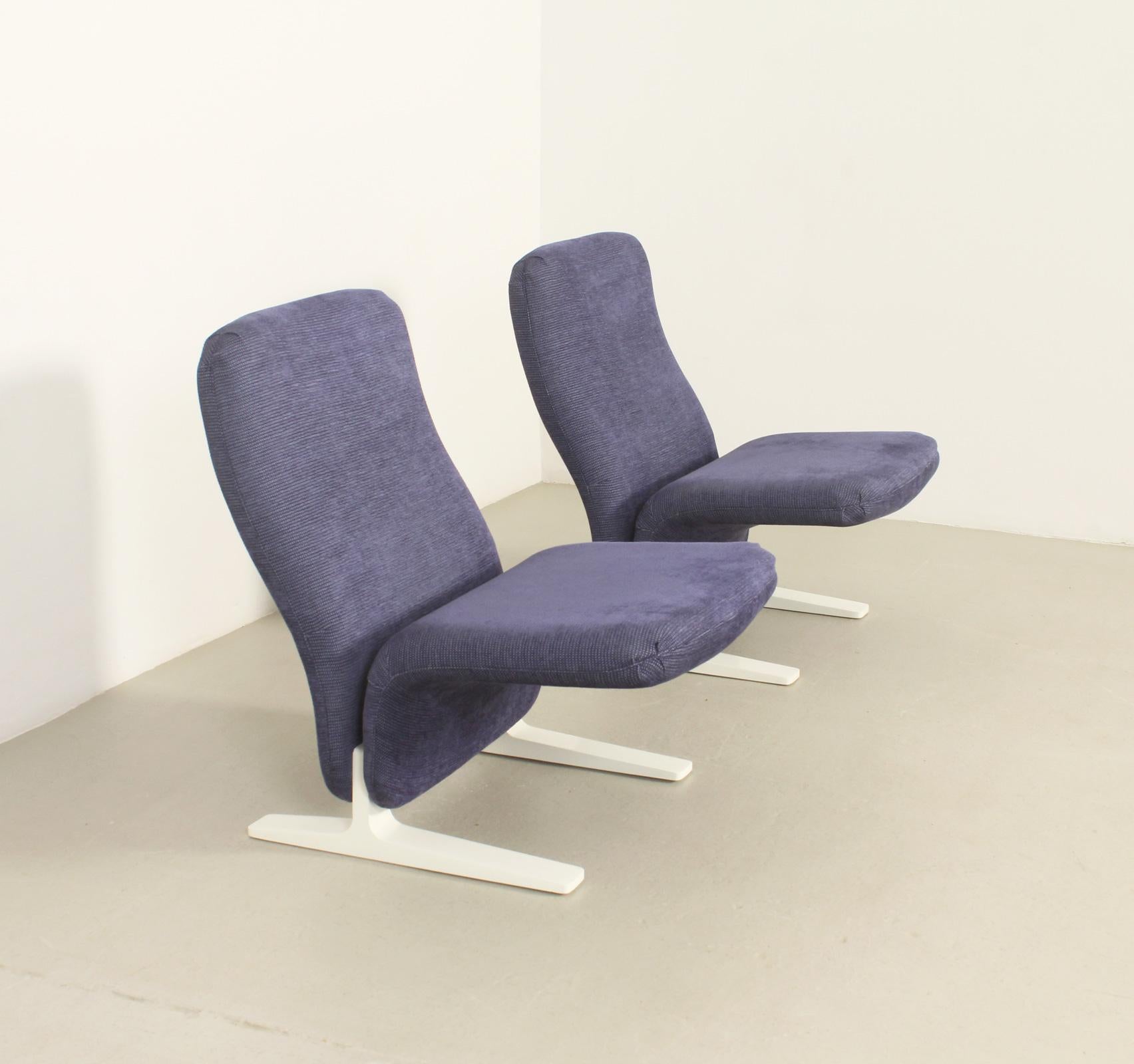 Ein Paar Concorde-Loungesessel von Pierre Paulin für Artifort, 1966 (Niederländisch) im Angebot