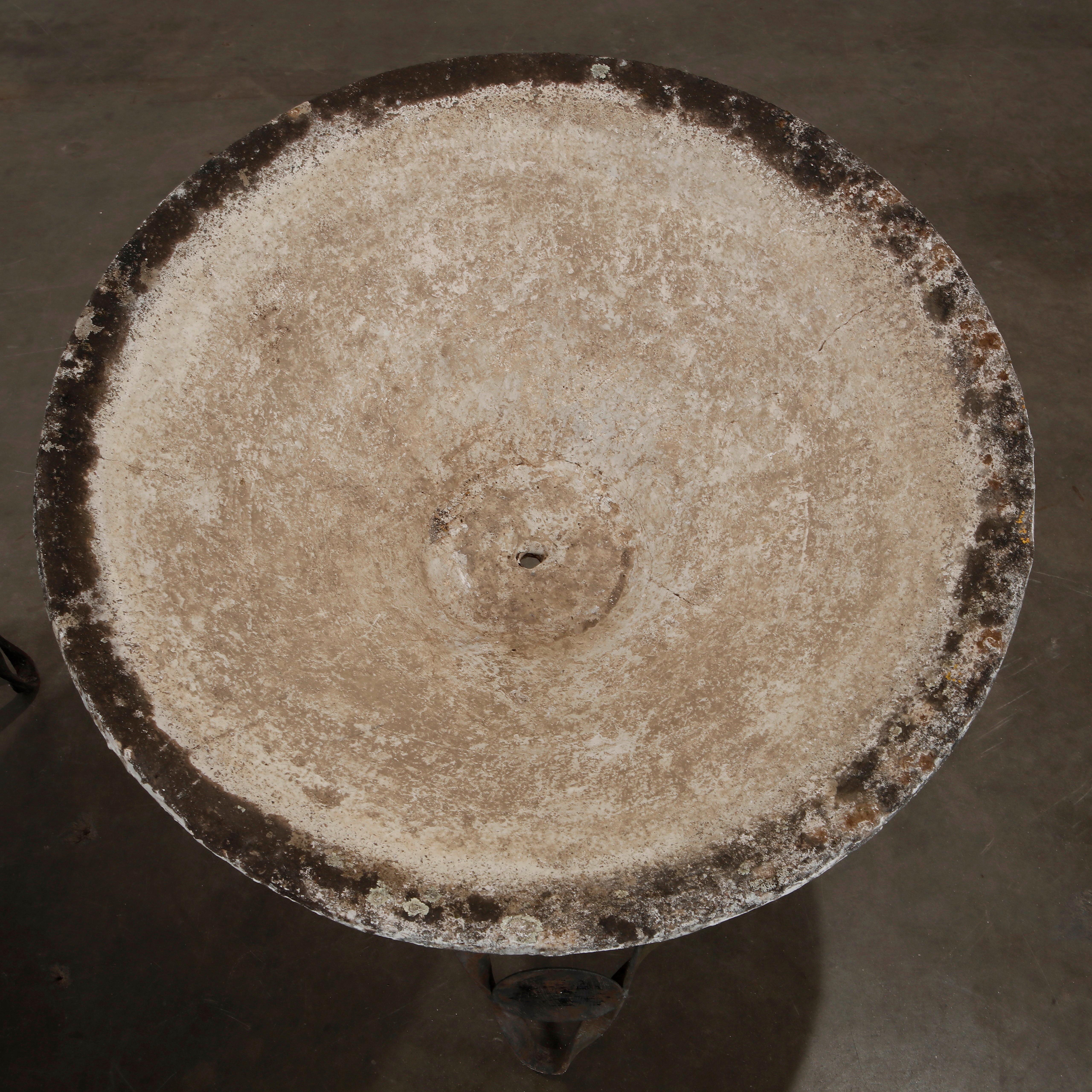 Mid-20th Century Pair of Concrete Conical Planters on Stands, France, 1960s For Sale