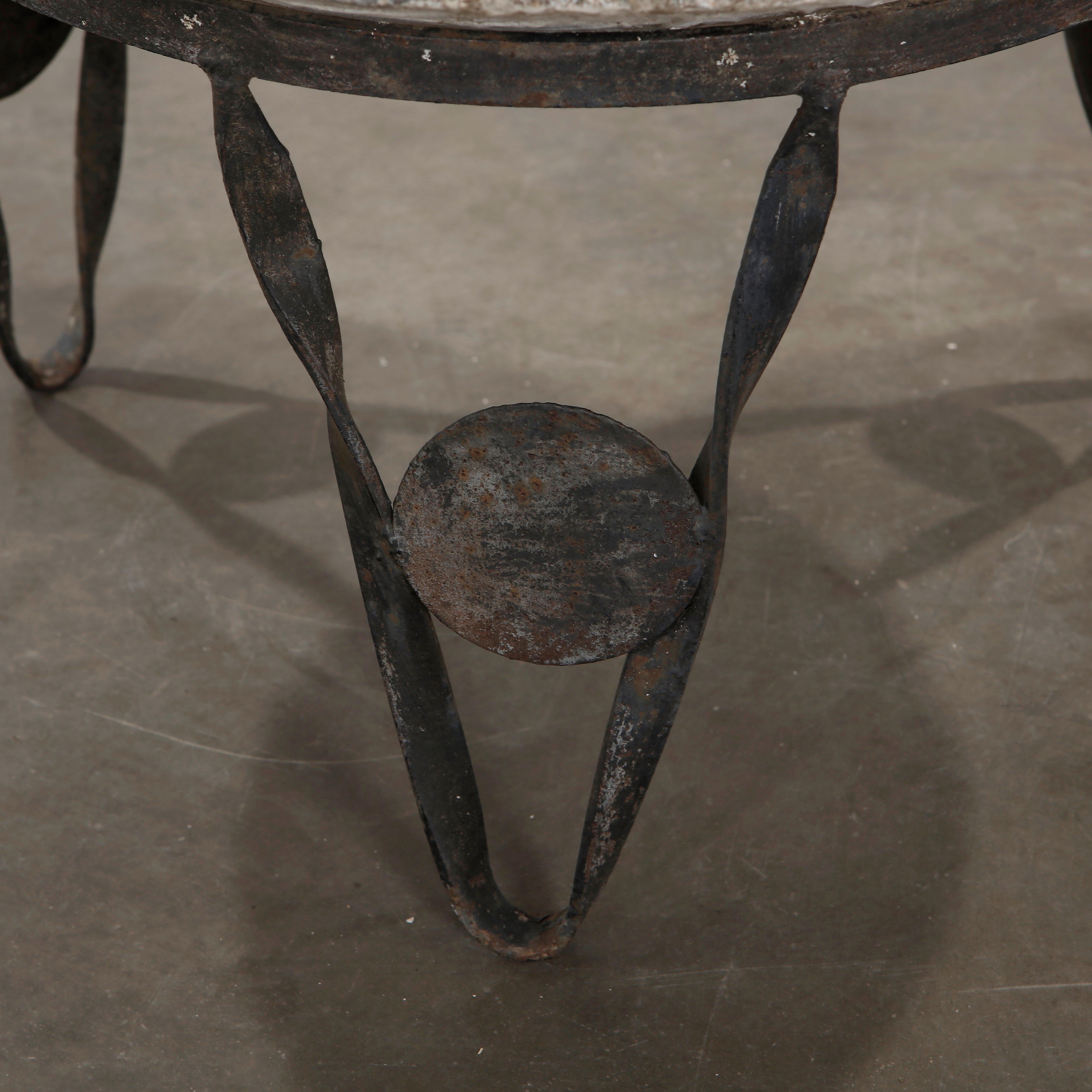 Pair of Concrete Conical Planters on Stands, France, 1960s For Sale 3