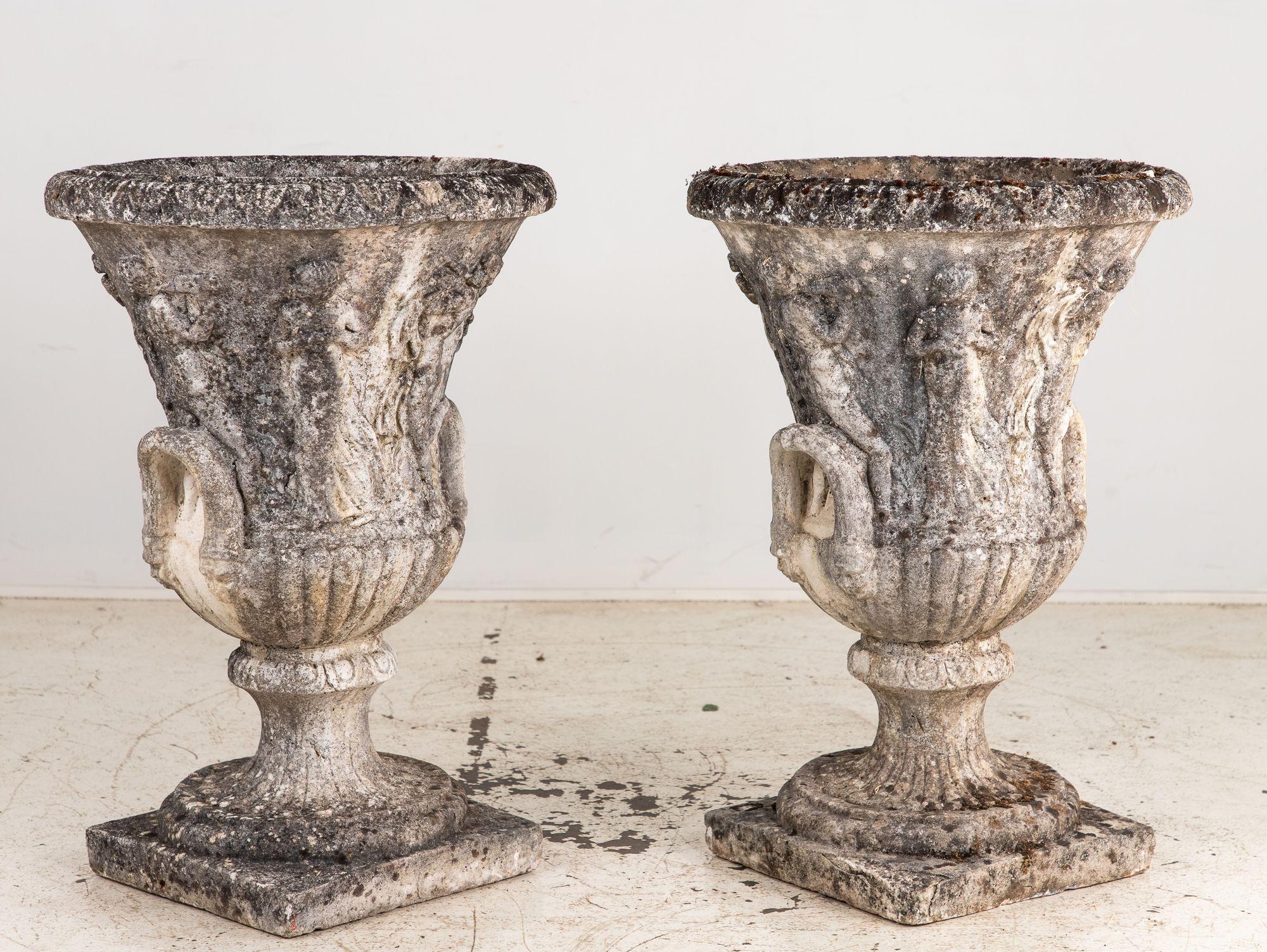 Paire d'urnes de jardin de style néoclassique en béton, Angleterre, début du 20e siècle en vente 5
