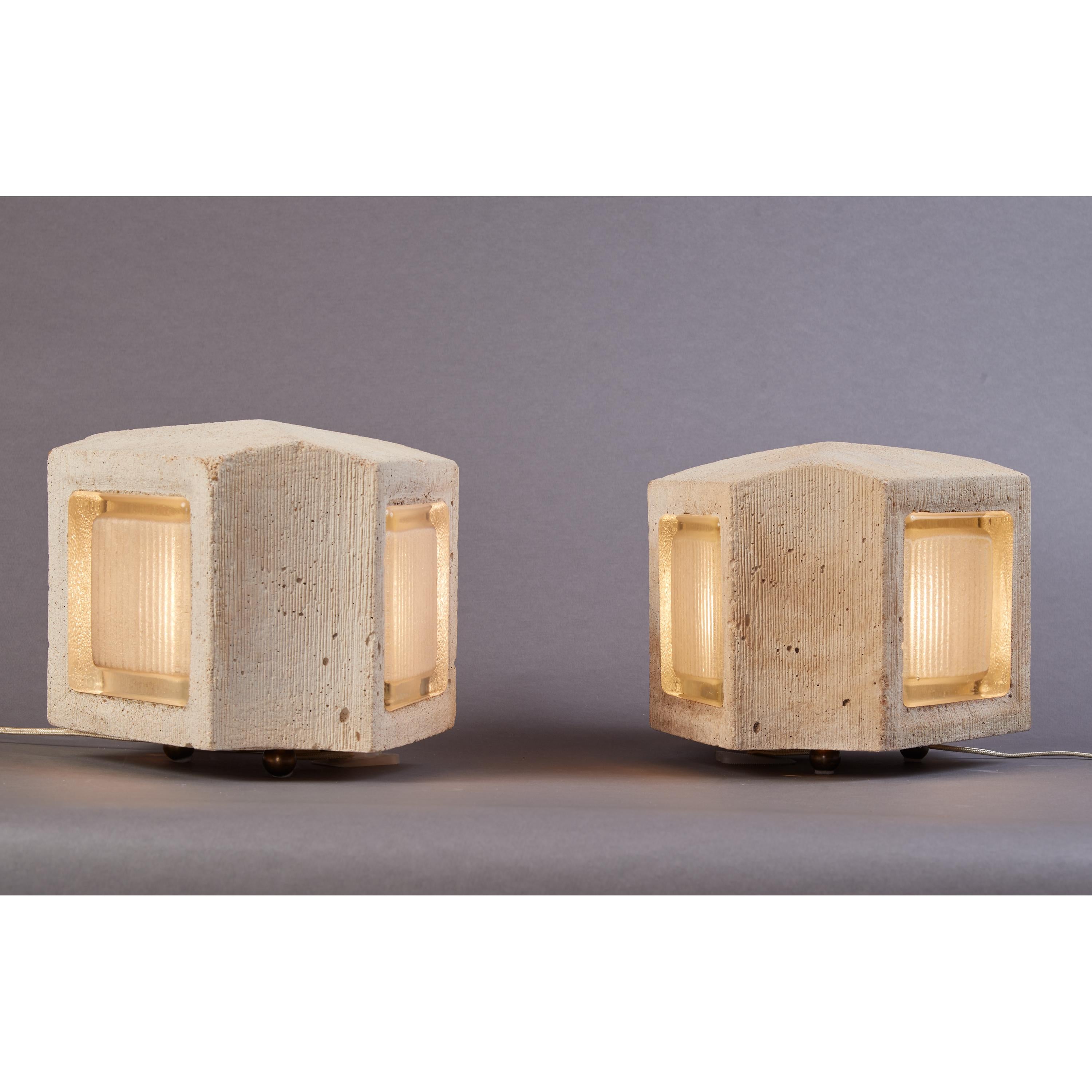 Late 20th Century Pair of Concrete Triangular Shaped Table Lamps, France 1970's