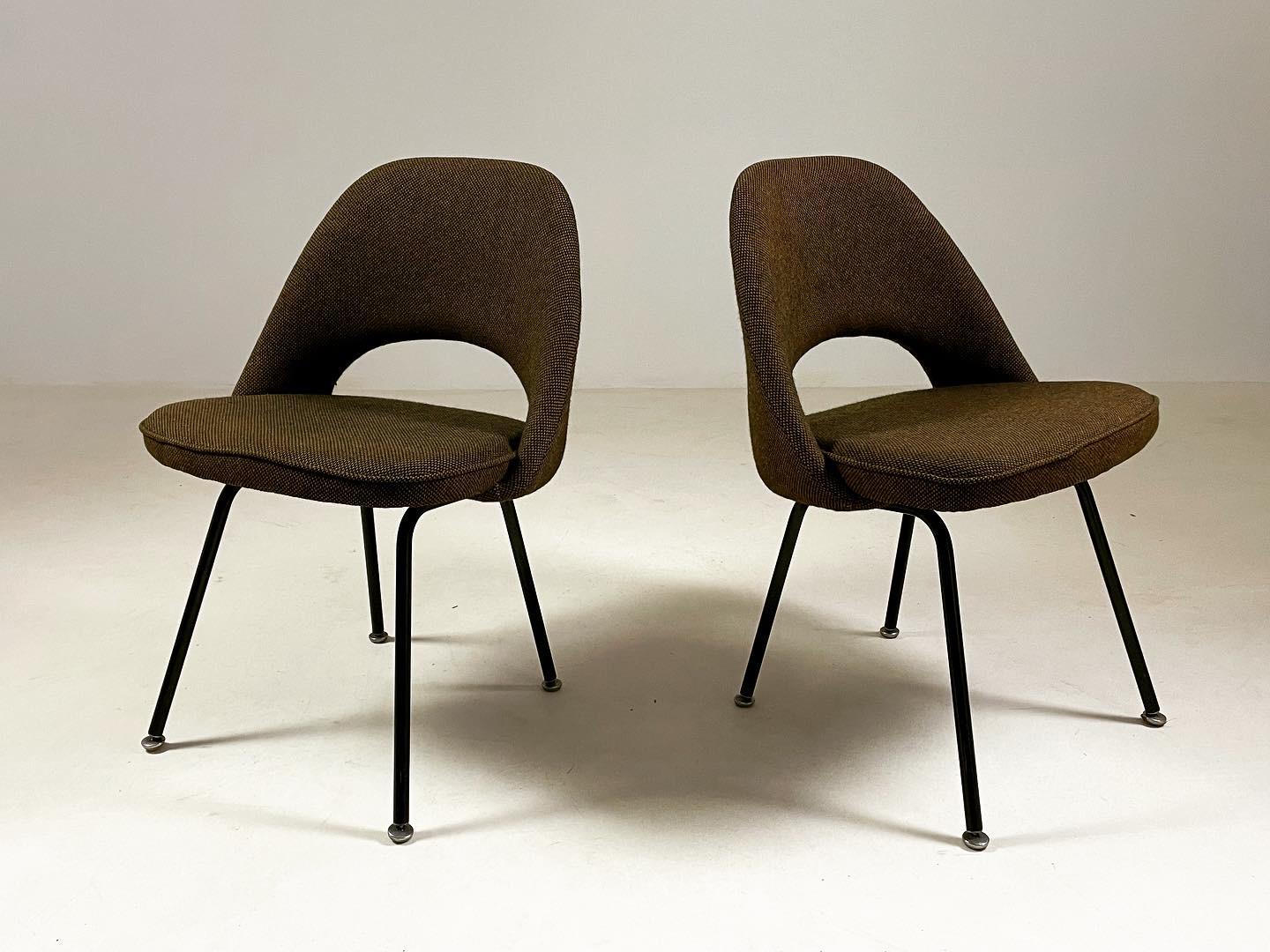 Pair of Conference Chairs by Eero Saarinen, Knoll International, 1960 For Sale 10
