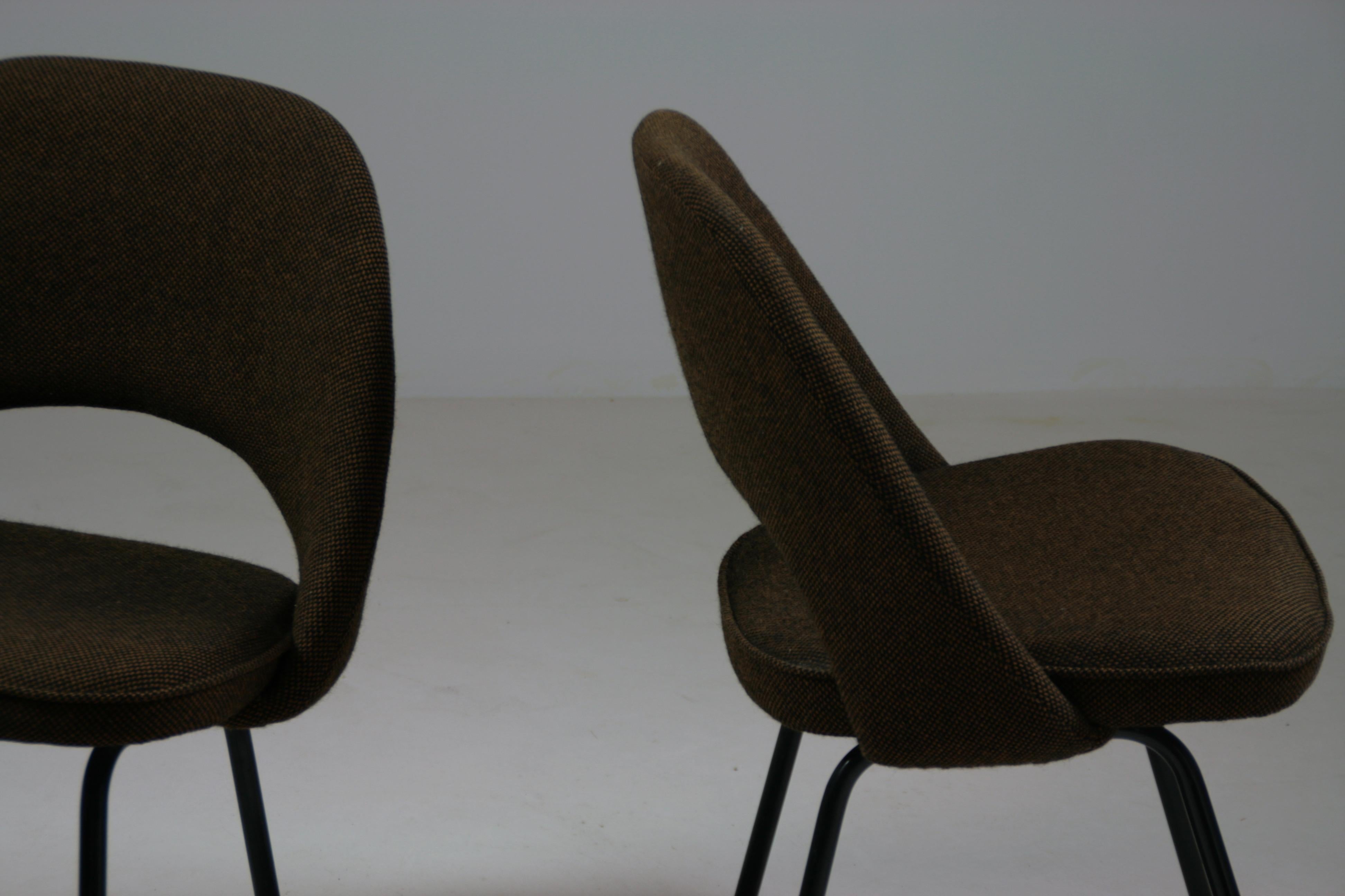 Paire de chaises de conférence d'Eero Saarinen, Knoll International, 1960 2