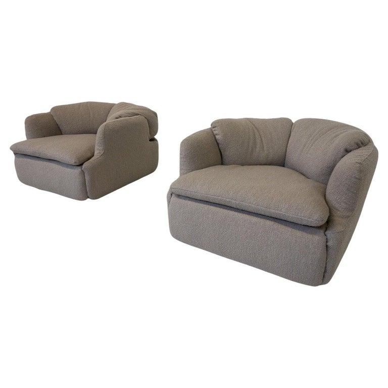 20th Century Pair of Confidential Armchairs by Alberto Rosselli Saporiti - New Upholstery For Sale
