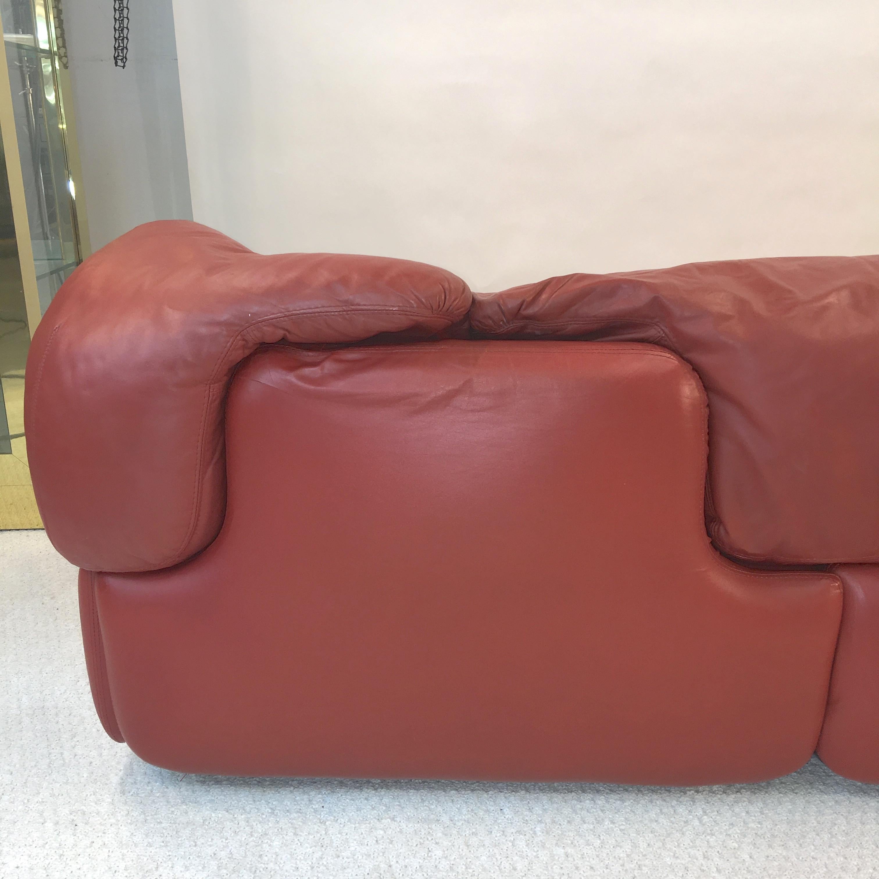 „Confidential“ Leder-Sofa und Loungesessel „Confidential“ von Alberto Rosselli für Saporiti im Angebot 11