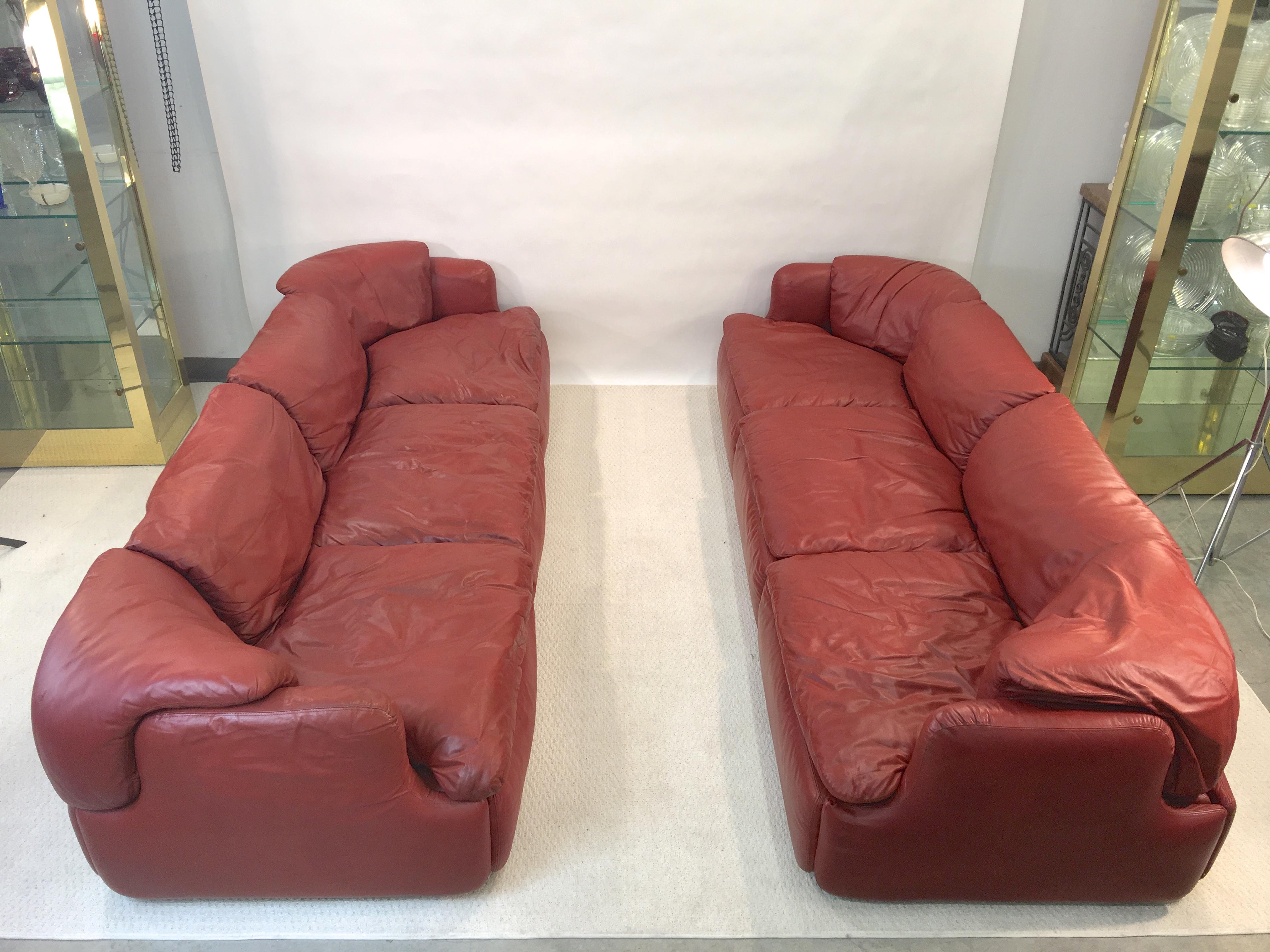 „Confidential“ Leder-Sofa und Loungesessel „Confidential“ von Alberto Rosselli für Saporiti (Moderne der Mitte des Jahrhunderts) im Angebot