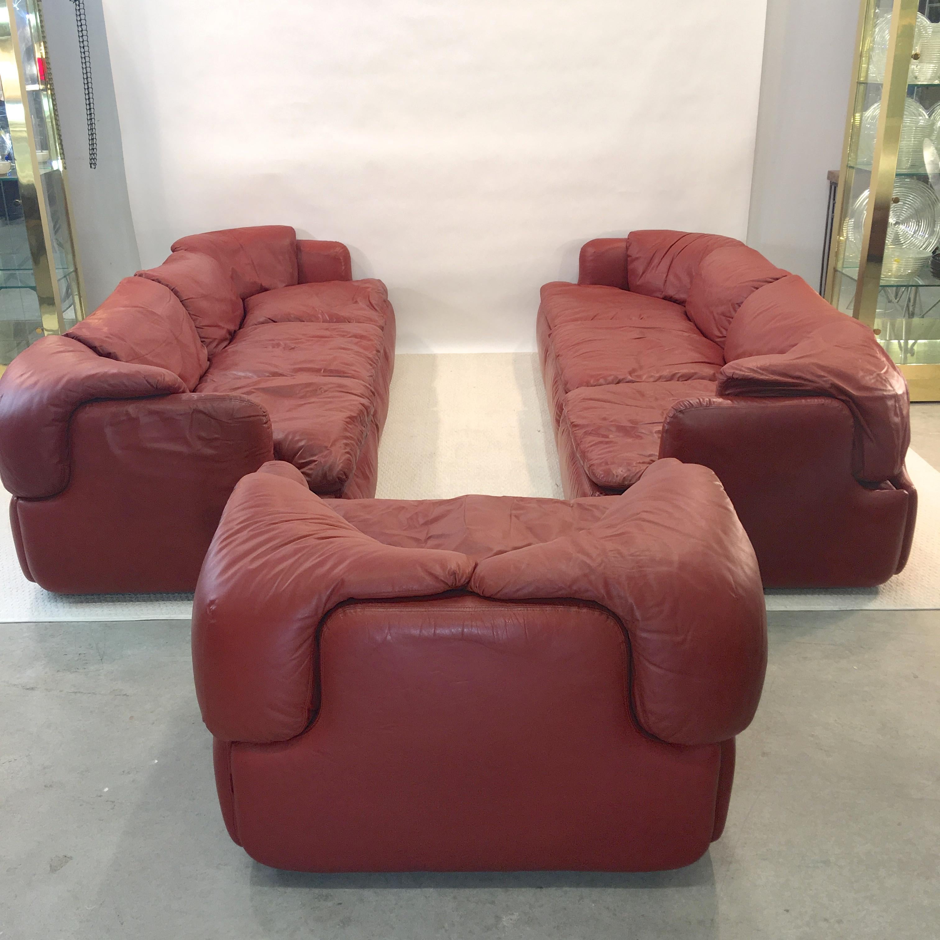 „Confidential“ Leder-Sofa und Loungesessel „Confidential“ von Alberto Rosselli für Saporiti im Angebot 2