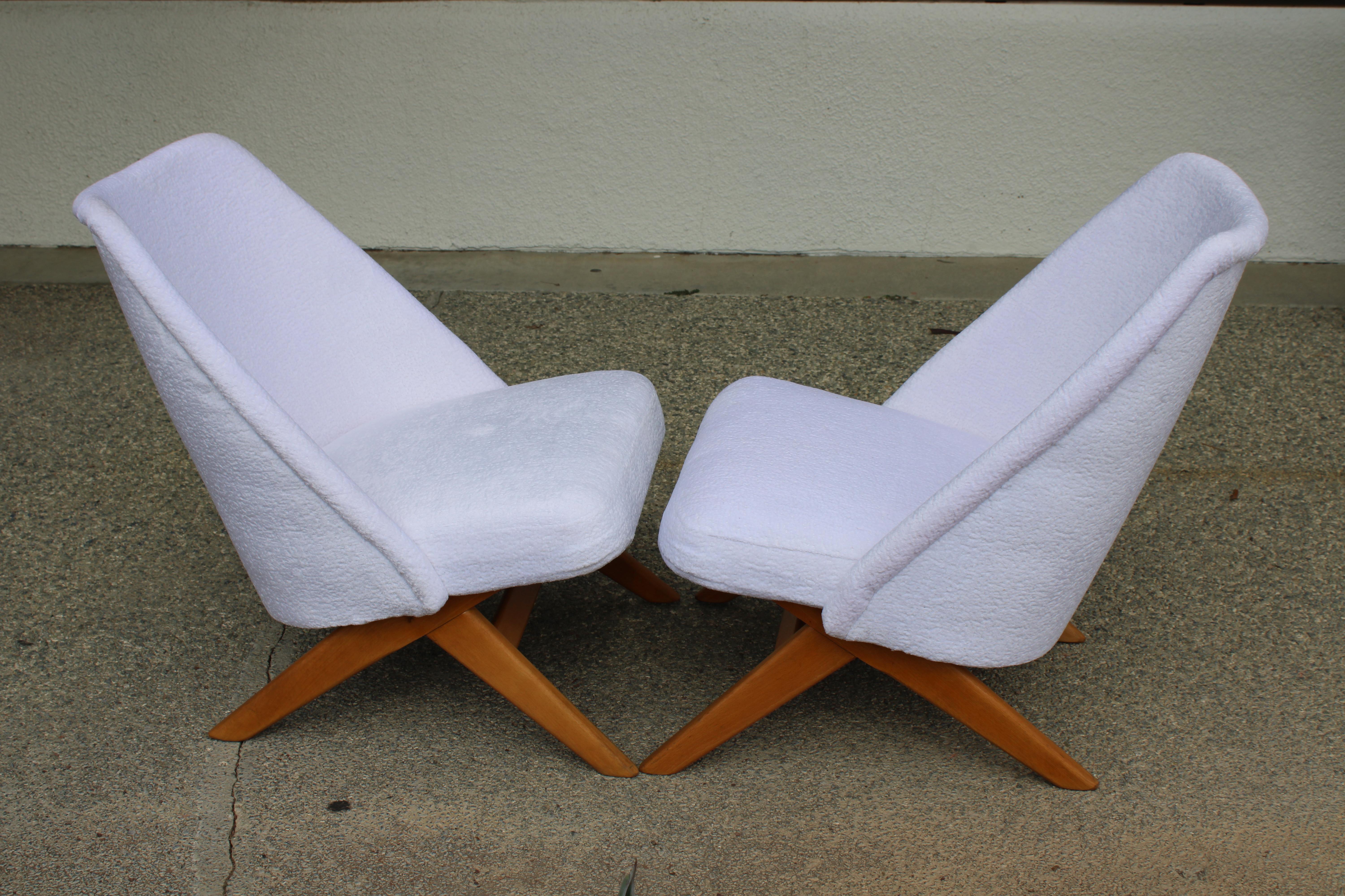 Pair of Congo Chairs by Theo Ruth for Artifort In Good Condition For Sale In Palm Springs, CA