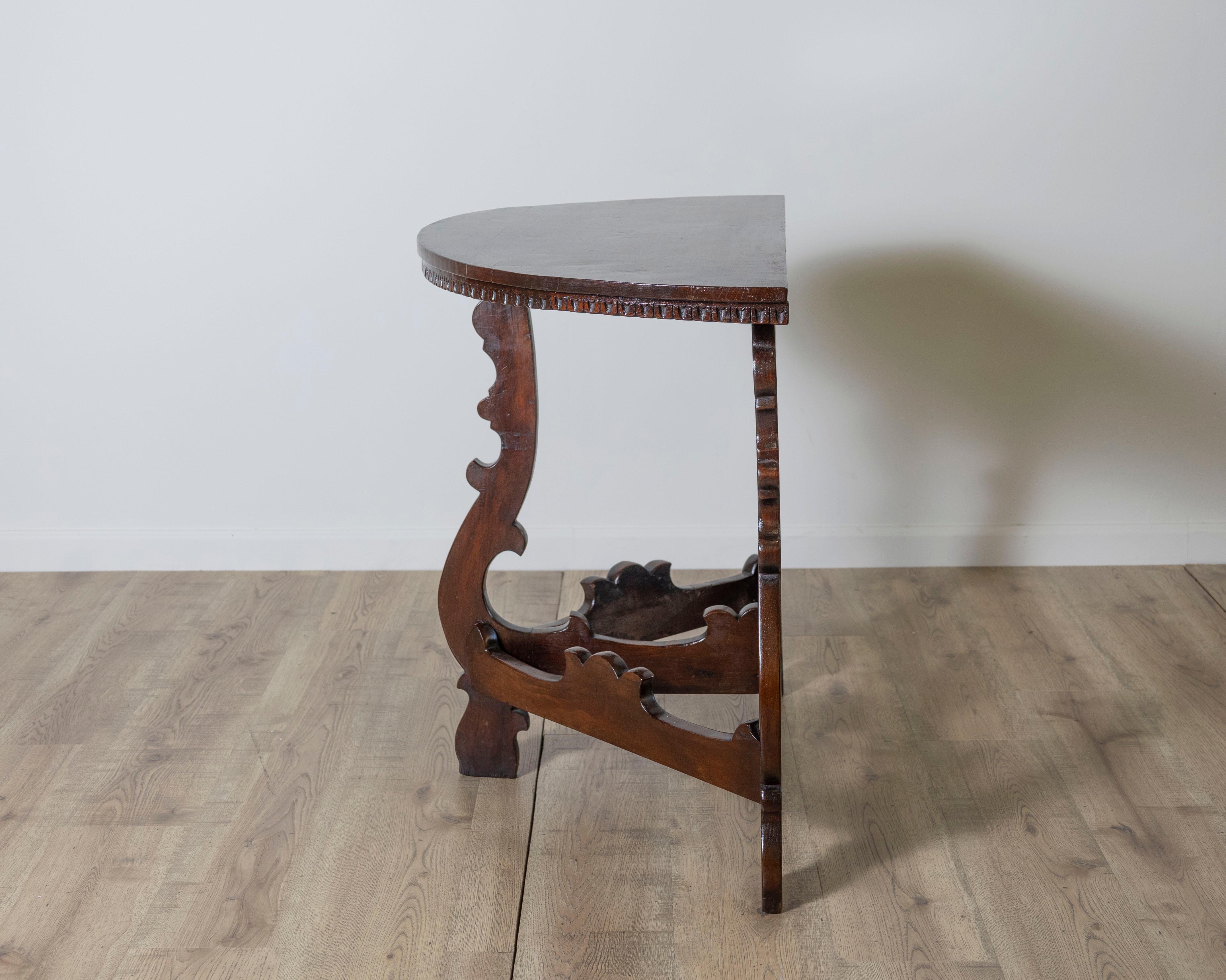 Pair of console in walnut period 18th For Sale 1