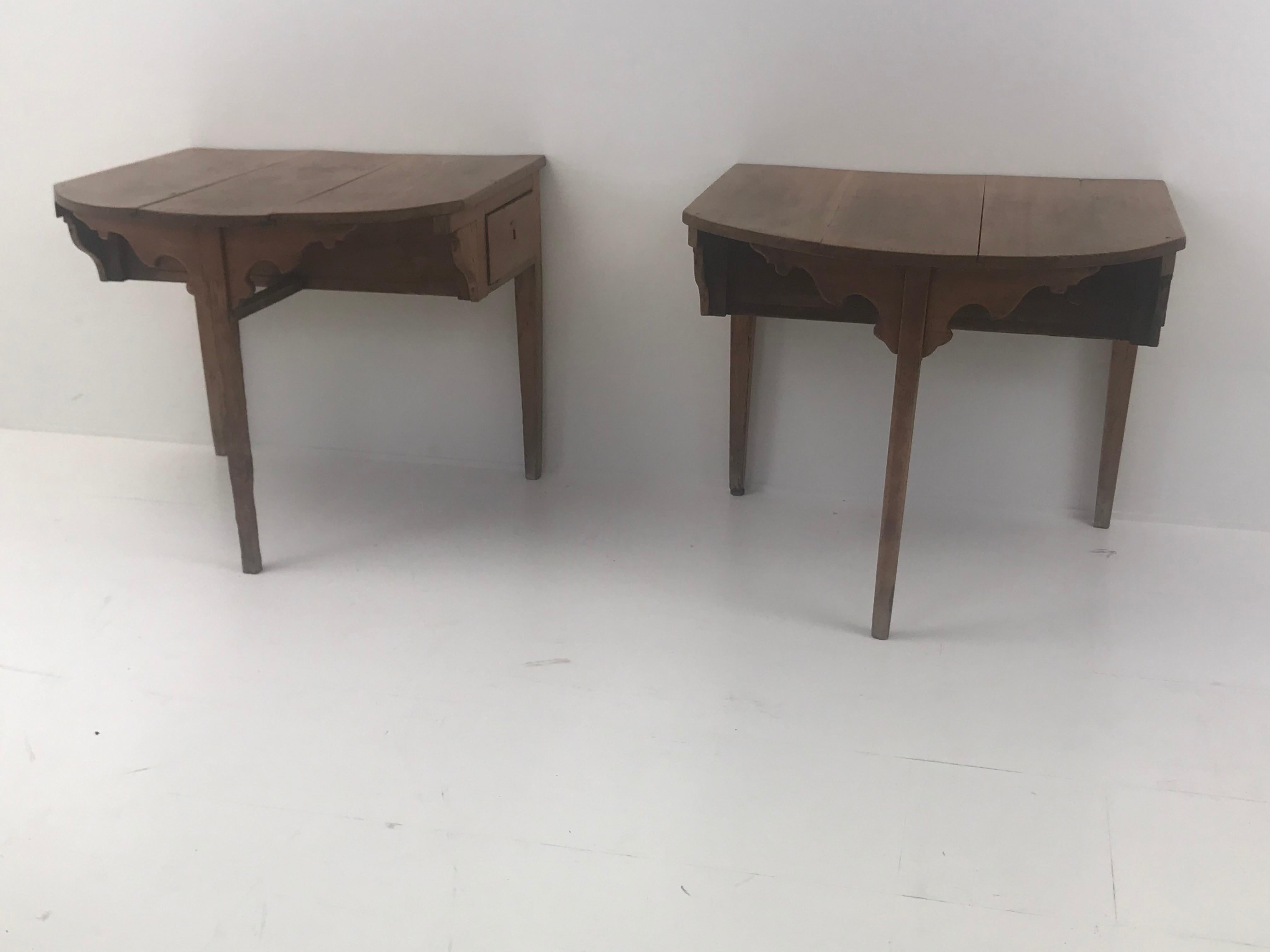 Coppia di console in vendita 2