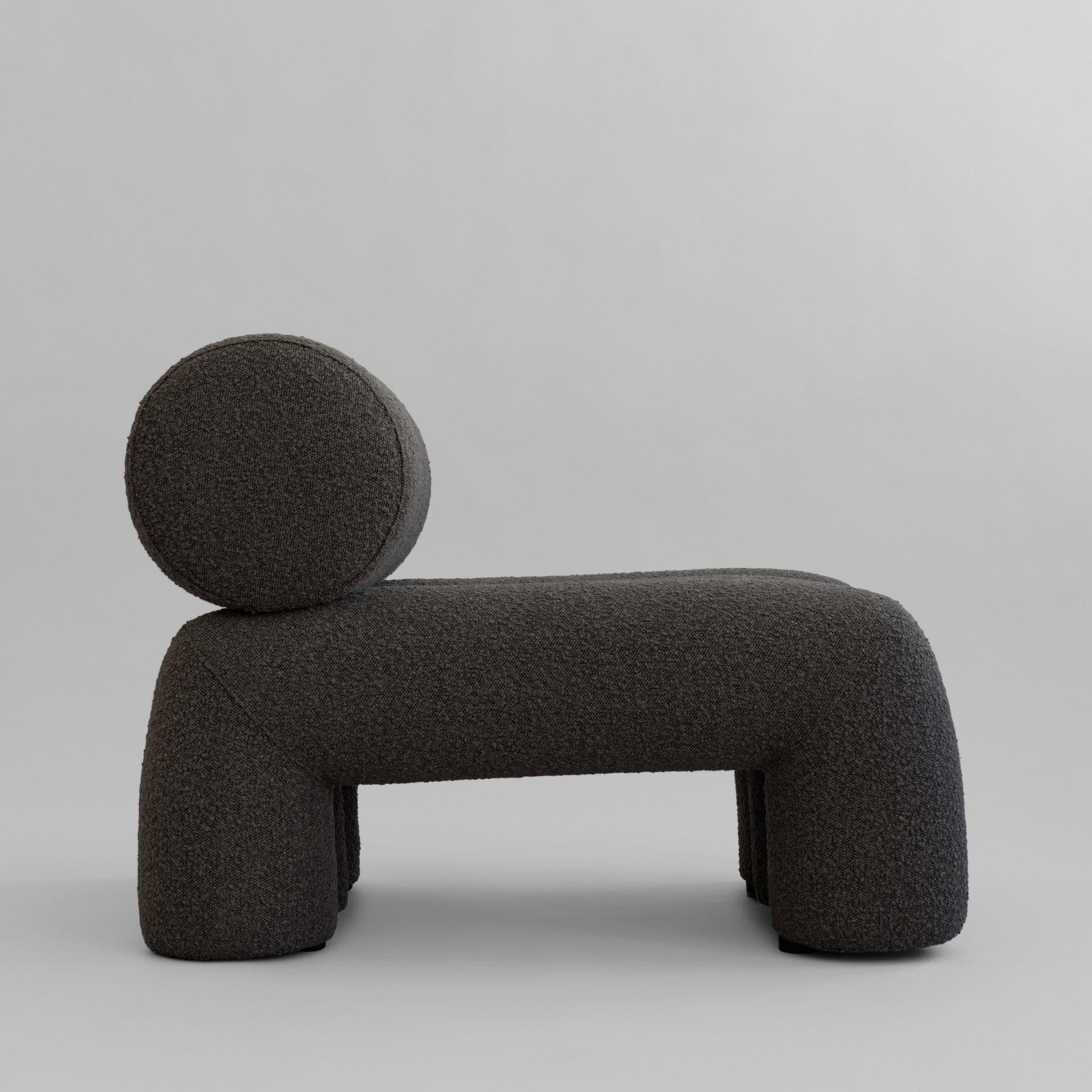 Paar Contemporary Armchairs, Modell Foku - Farbe Deep Taupe - Curly Fabric. im Zustand „Neu“ im Angebot in Saint-Ouen, FR