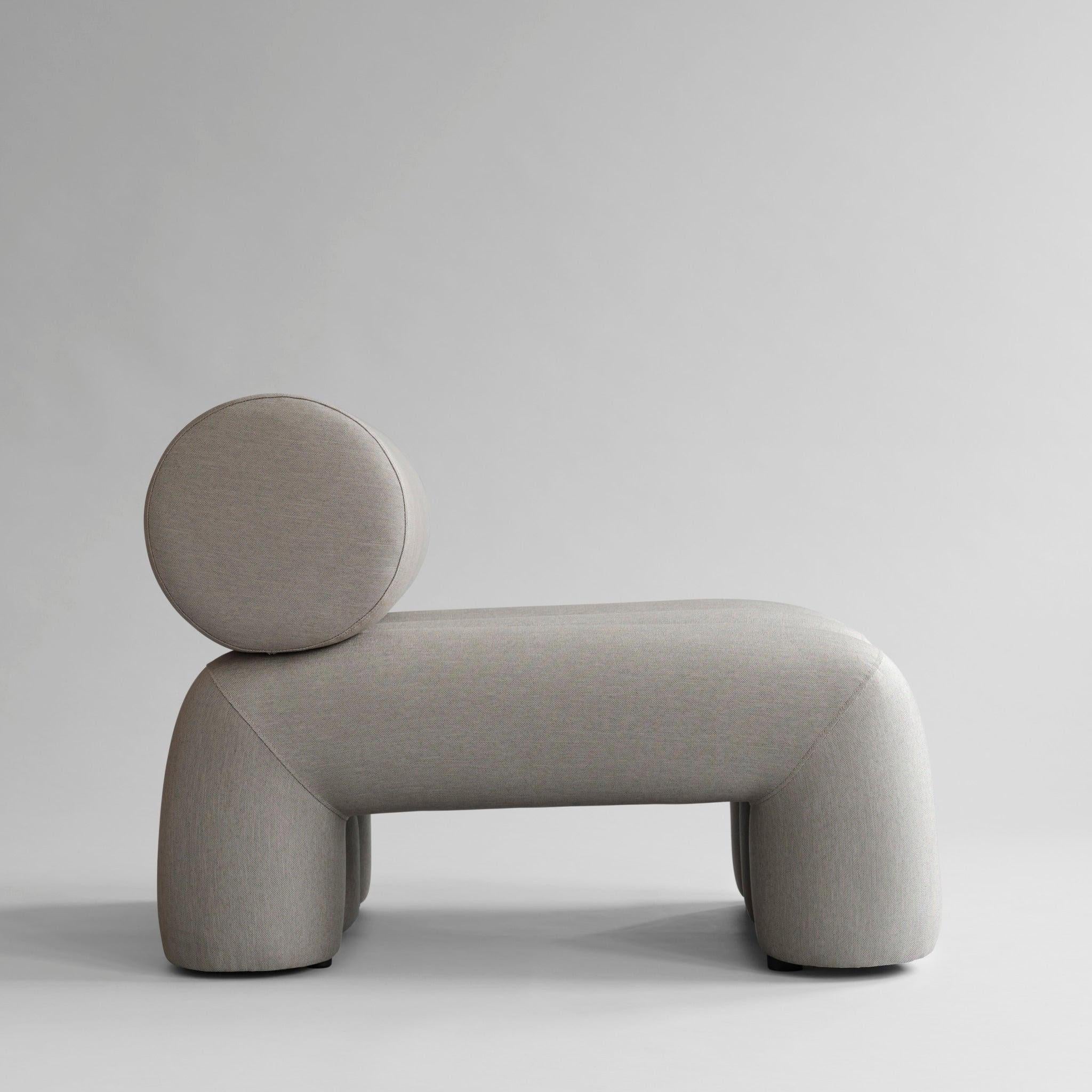 Paire de fauteuils contemporains - Couleur taupe - Tissu résistant au soleil Neuf - En vente à Saint-Ouen, FR
