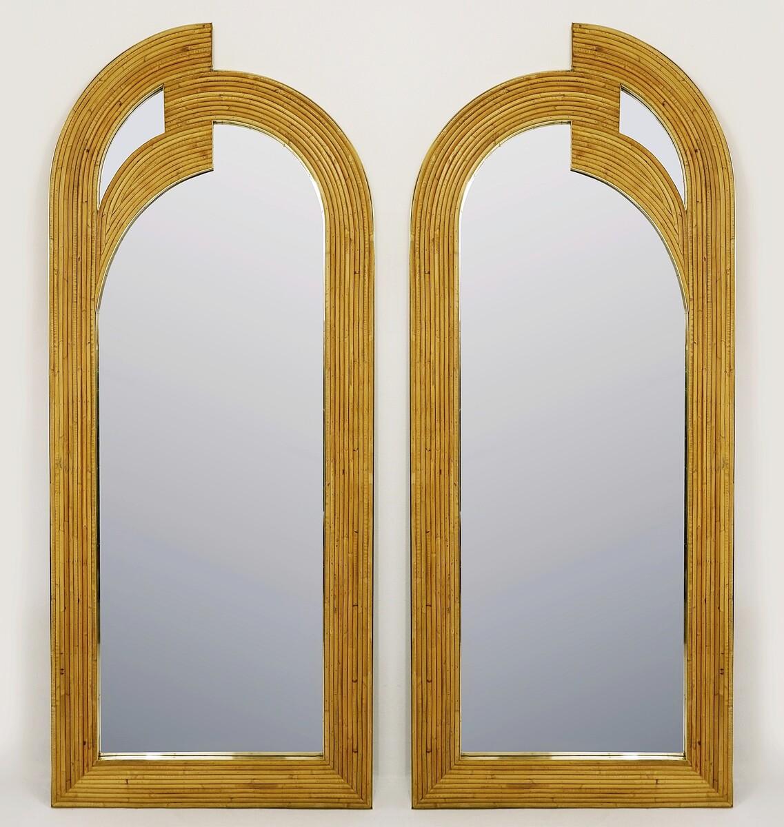 Moderno Coppia di specchi italiani contemporanei in bambù e ottone in vendita