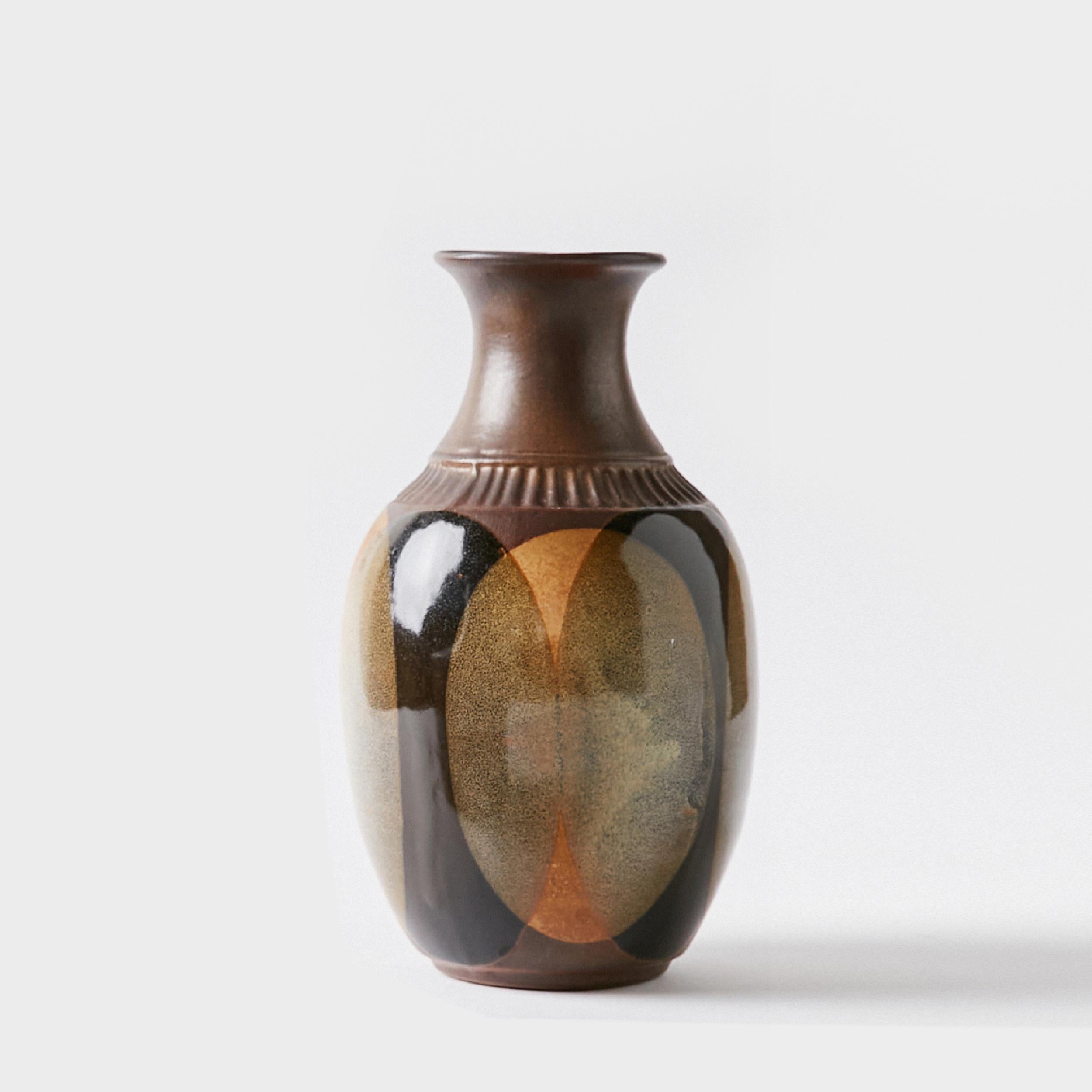 Paar Vasen aus zeitgenössischer Keramik (Moderne der Mitte des Jahrhunderts) im Angebot