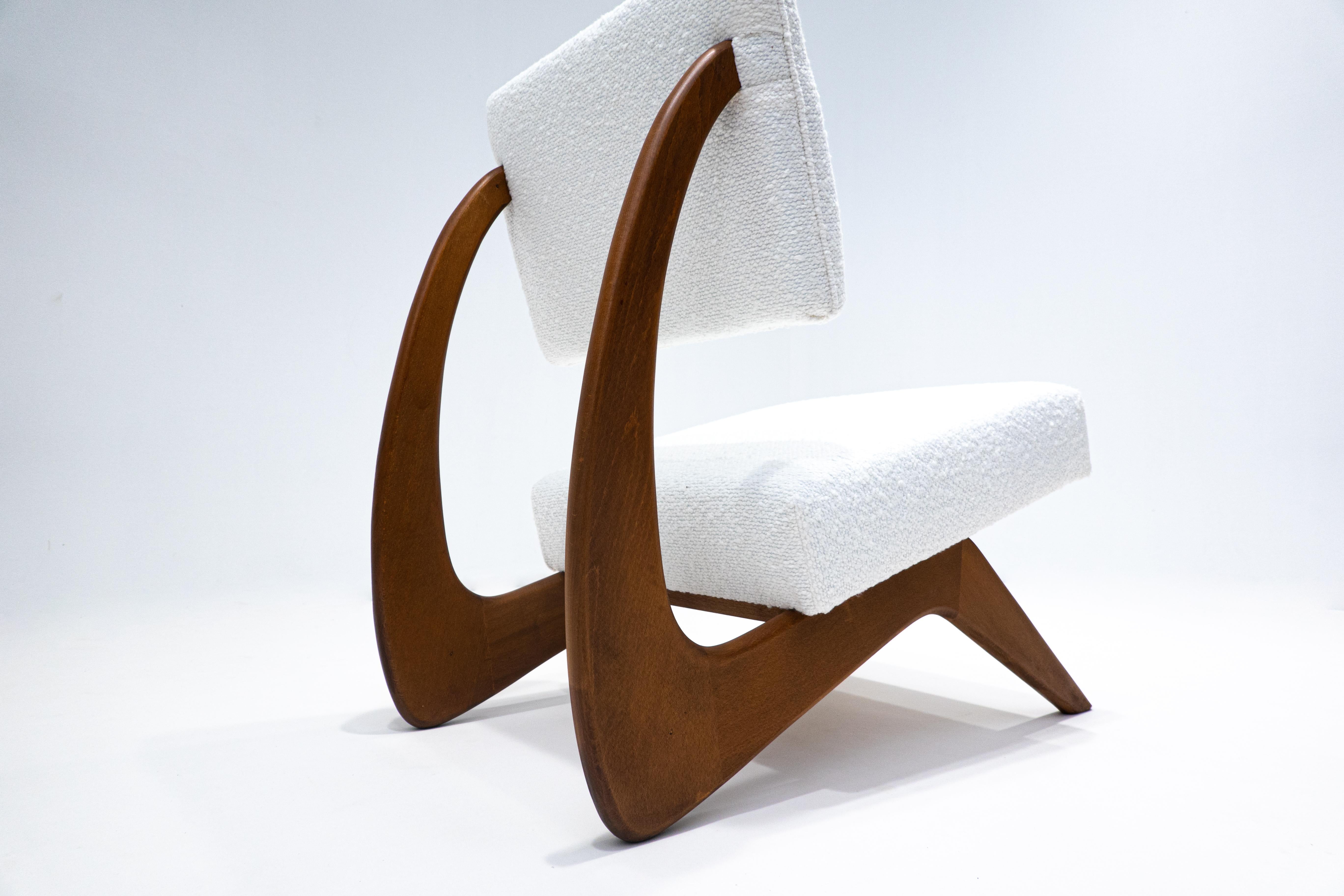 Pair of Contemporary Chairs, White Bouclette and Wood, Italy For Sale 3