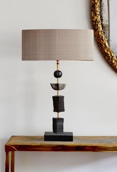 Synergie  Lampes de table en patine foncée, européennes, contemporaines par Margit Wittig