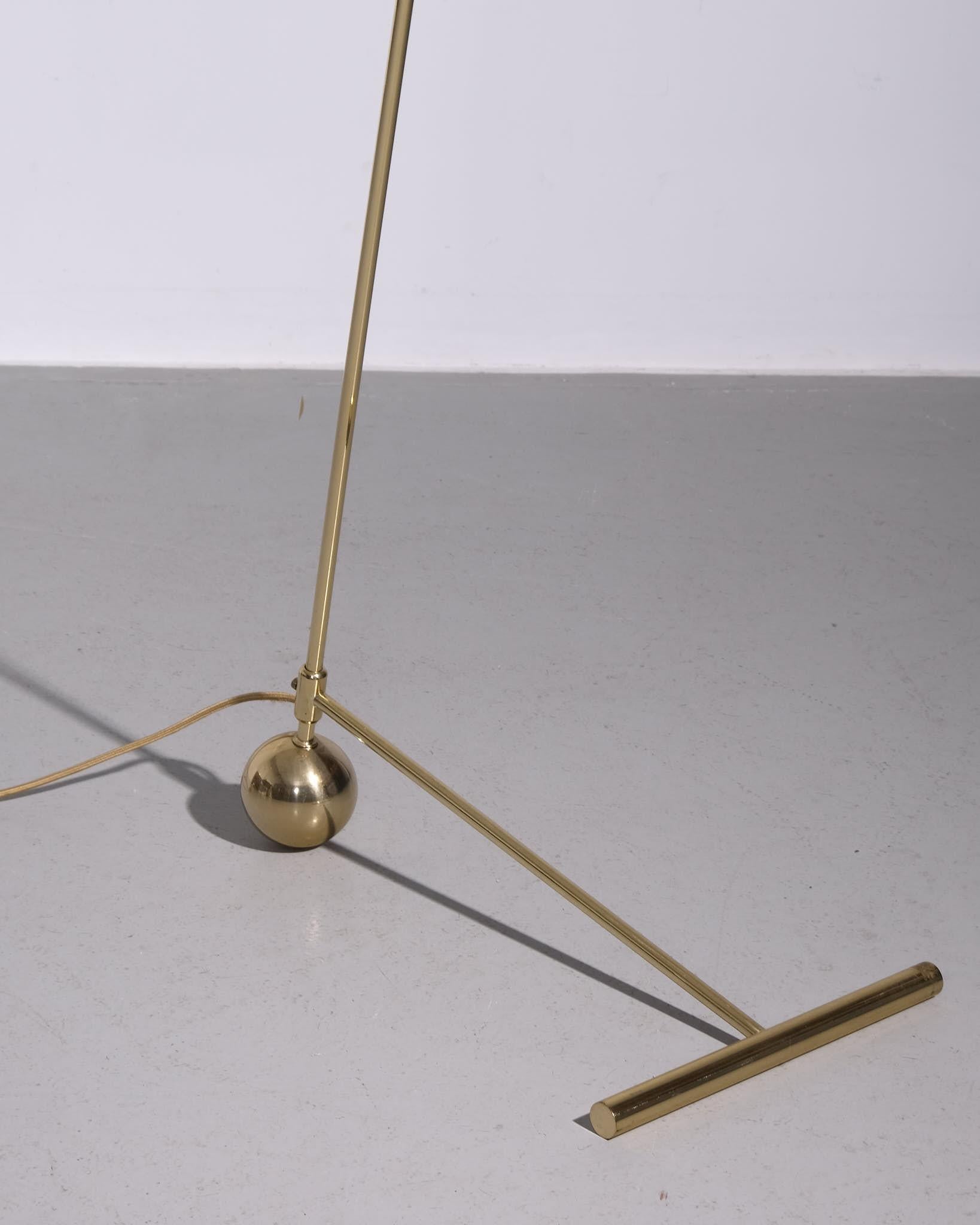 Pair of Contemporary Floor Lamps in the Style of Stilnovo In Good Condition For Sale In London, GB