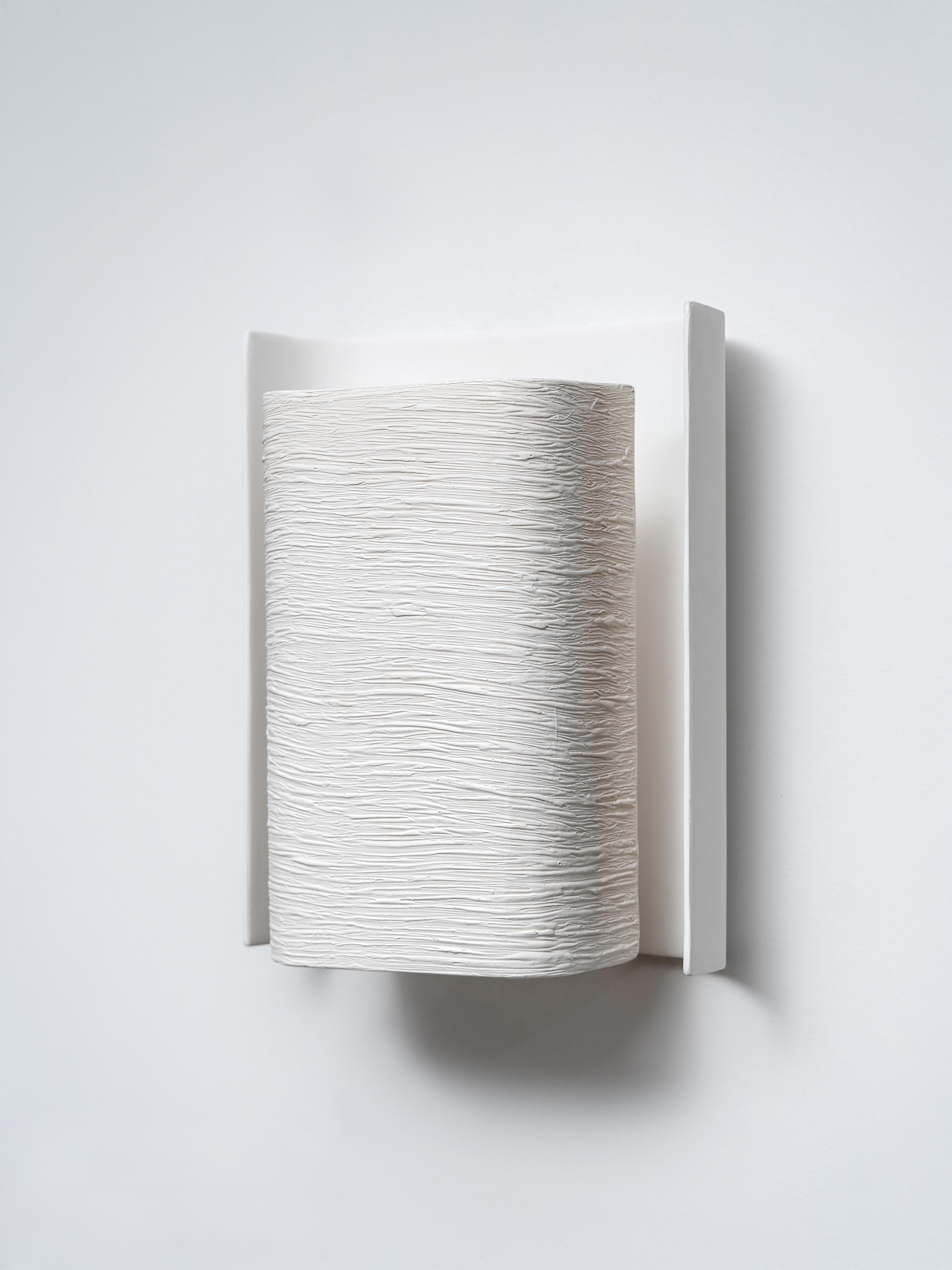 Par de Apliques Escultóricos 'Galba I' - Yeso Blanco by Benediko Moderno en venta