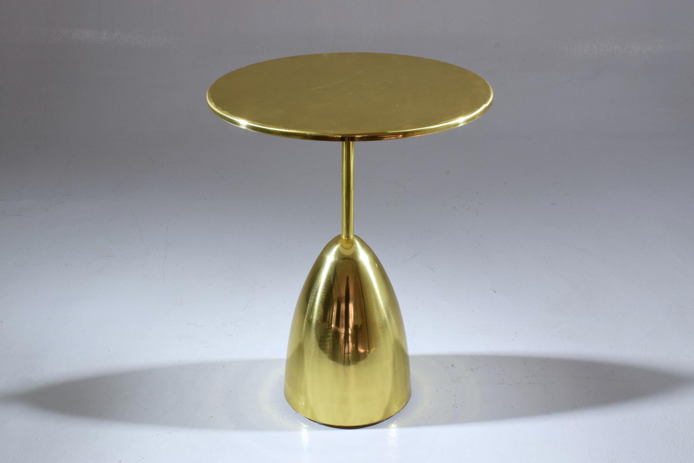  Pair of Or-Ora handcrafted brass side tables by Jonathan Amar Studio  For Sale 3