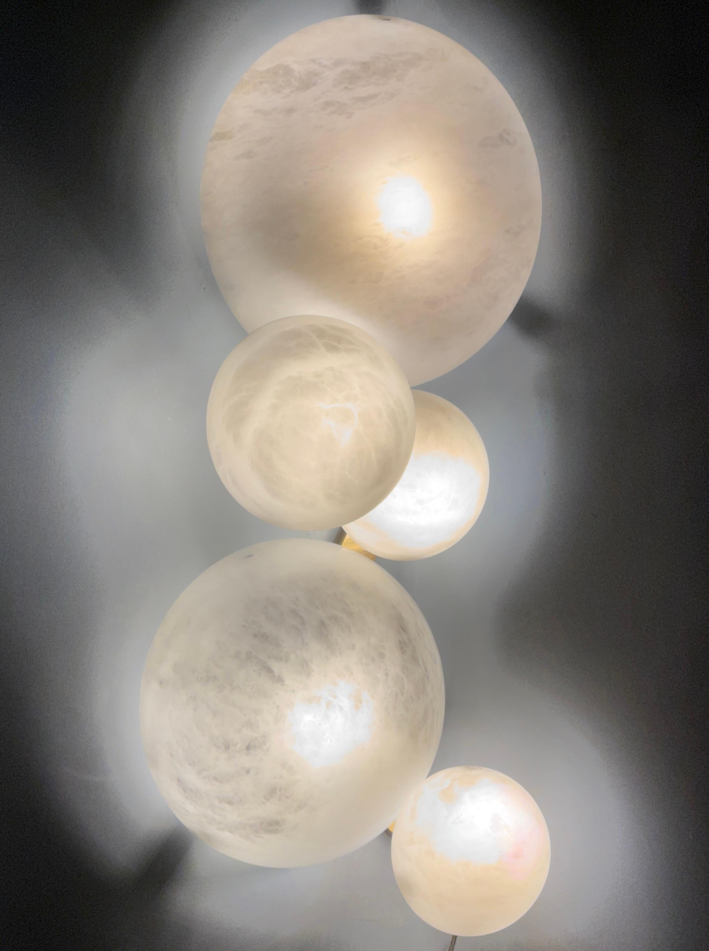 Pair of  Contemporary Italian Alabaster Marble Globe Wall Lights or Sconces For Sale 1