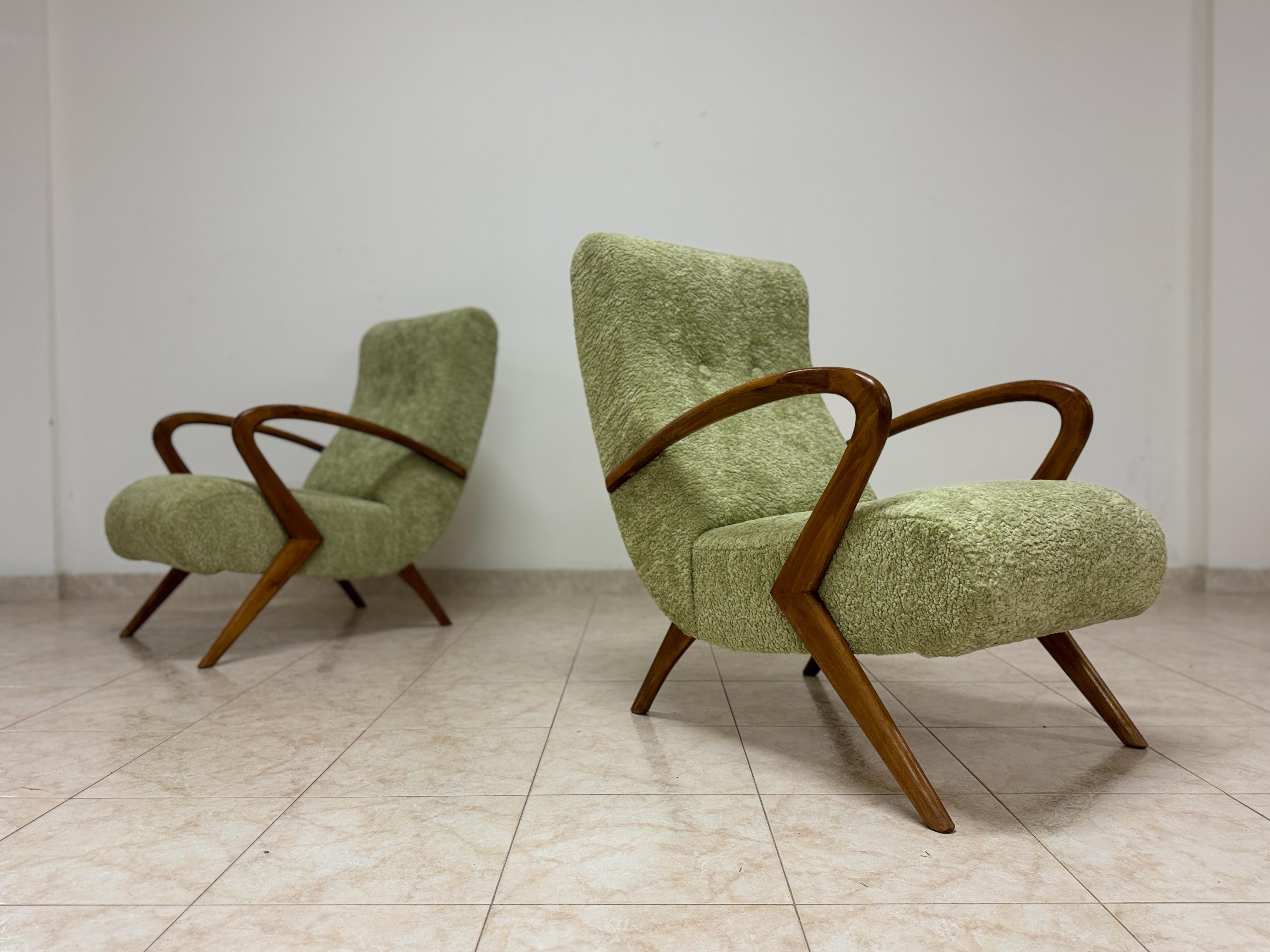 Pair of Contemporary Italian Armchairs For Sale 5