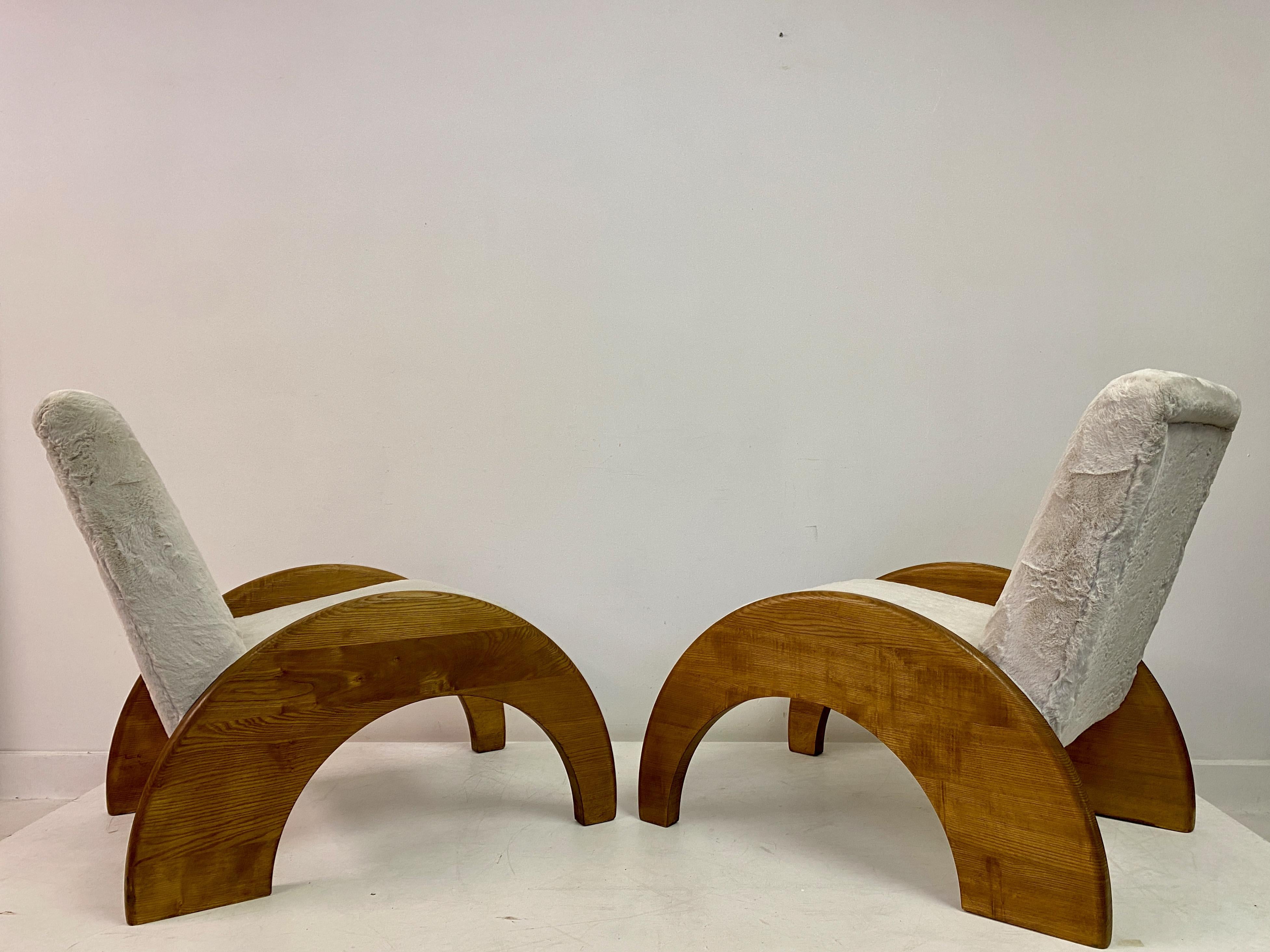 Pair of Contemporary Italian Armchairs For Sale 2