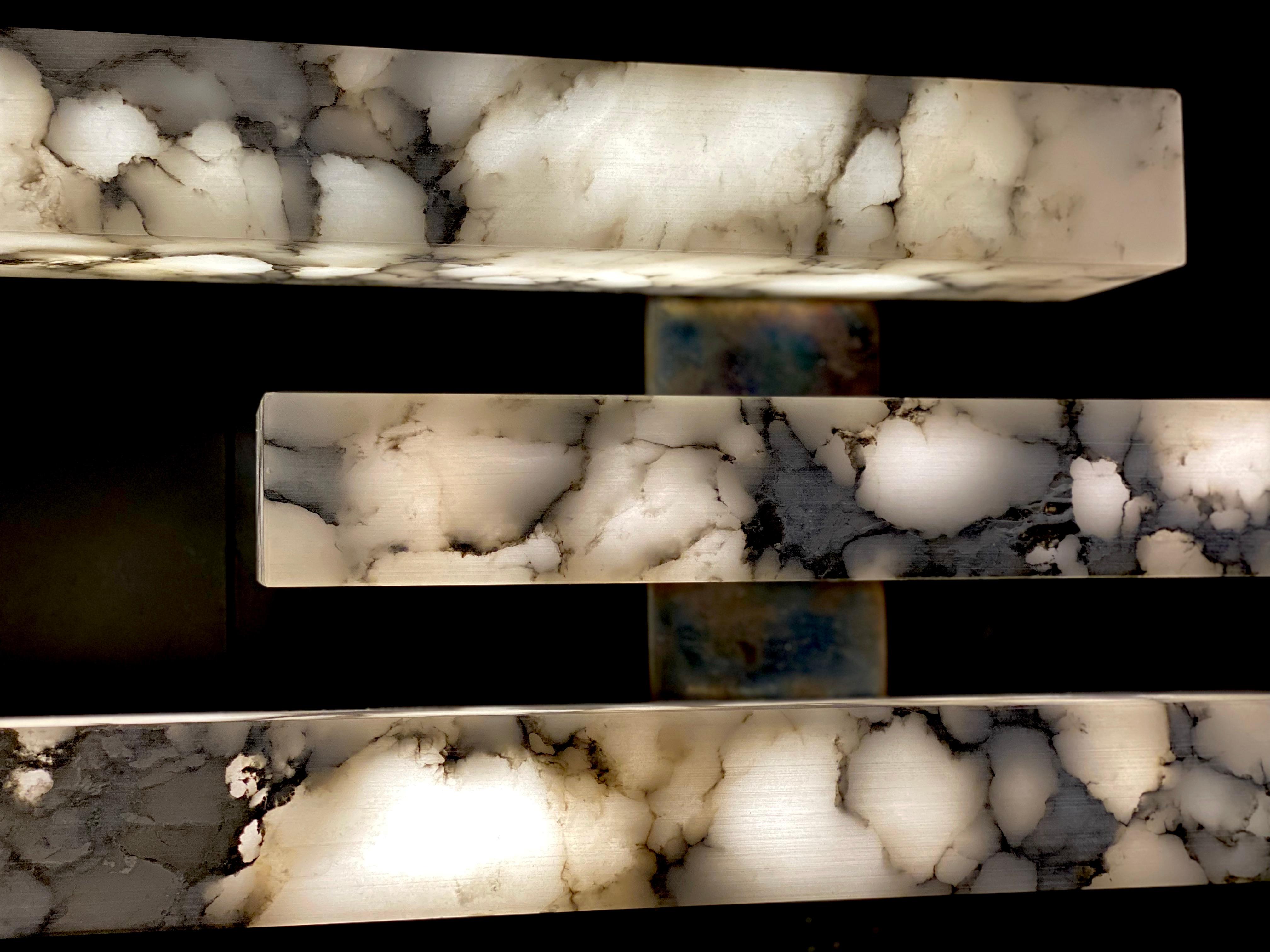Coppia di lampade da parete o sconsigliate in marmo Bardiglio italiano contemporaneo in vendita 1