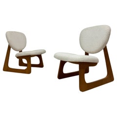 Pair of Contemporary Italian Cantilevered Lounge Chairs